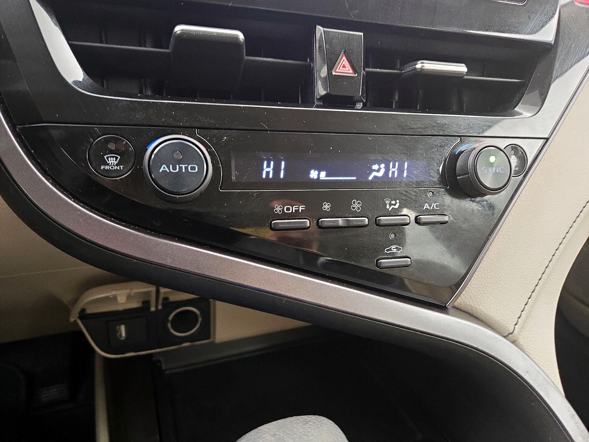 Thumbnail: 2023 Toyota Camry - 16