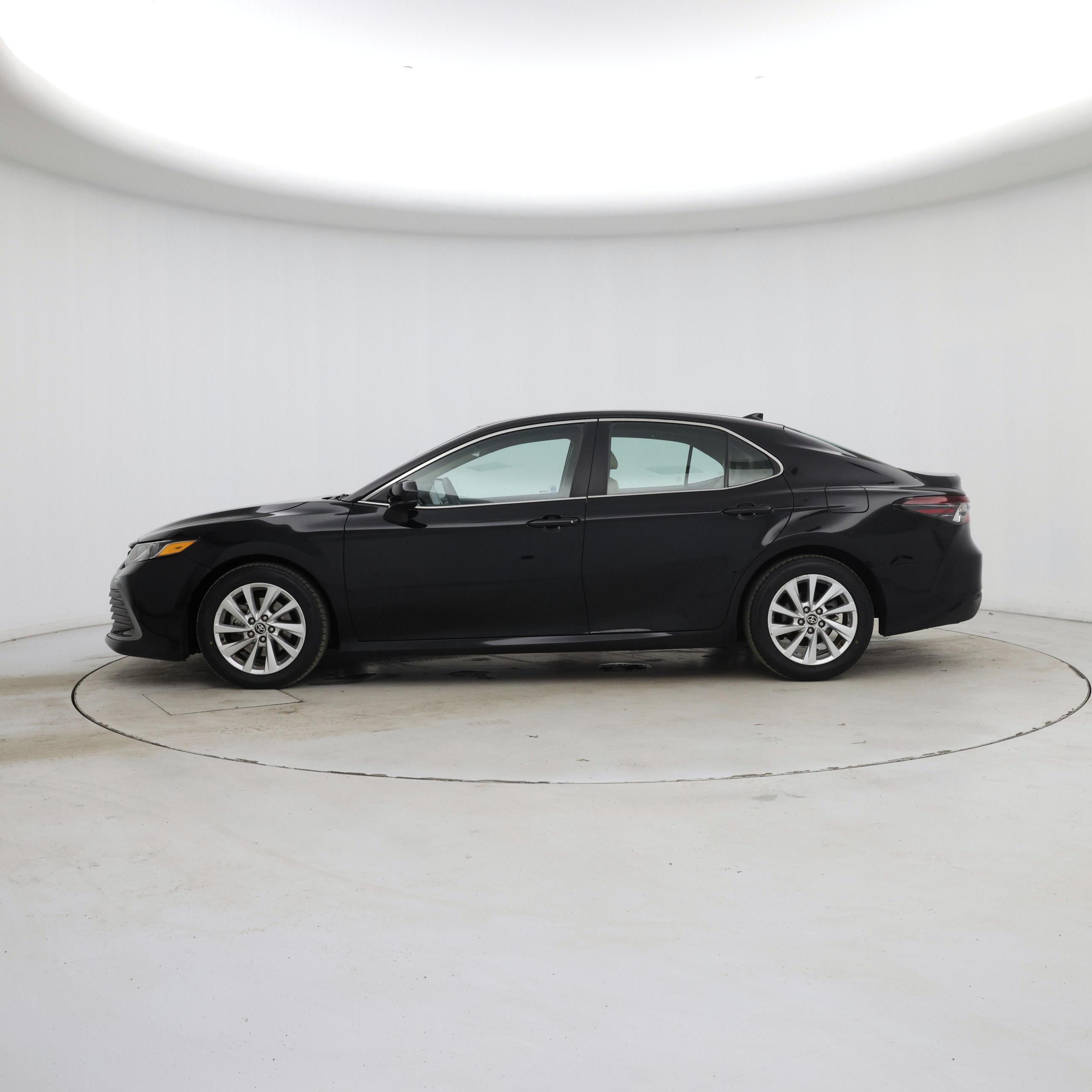 Thumbnail: 2023 Toyota Camry - 3