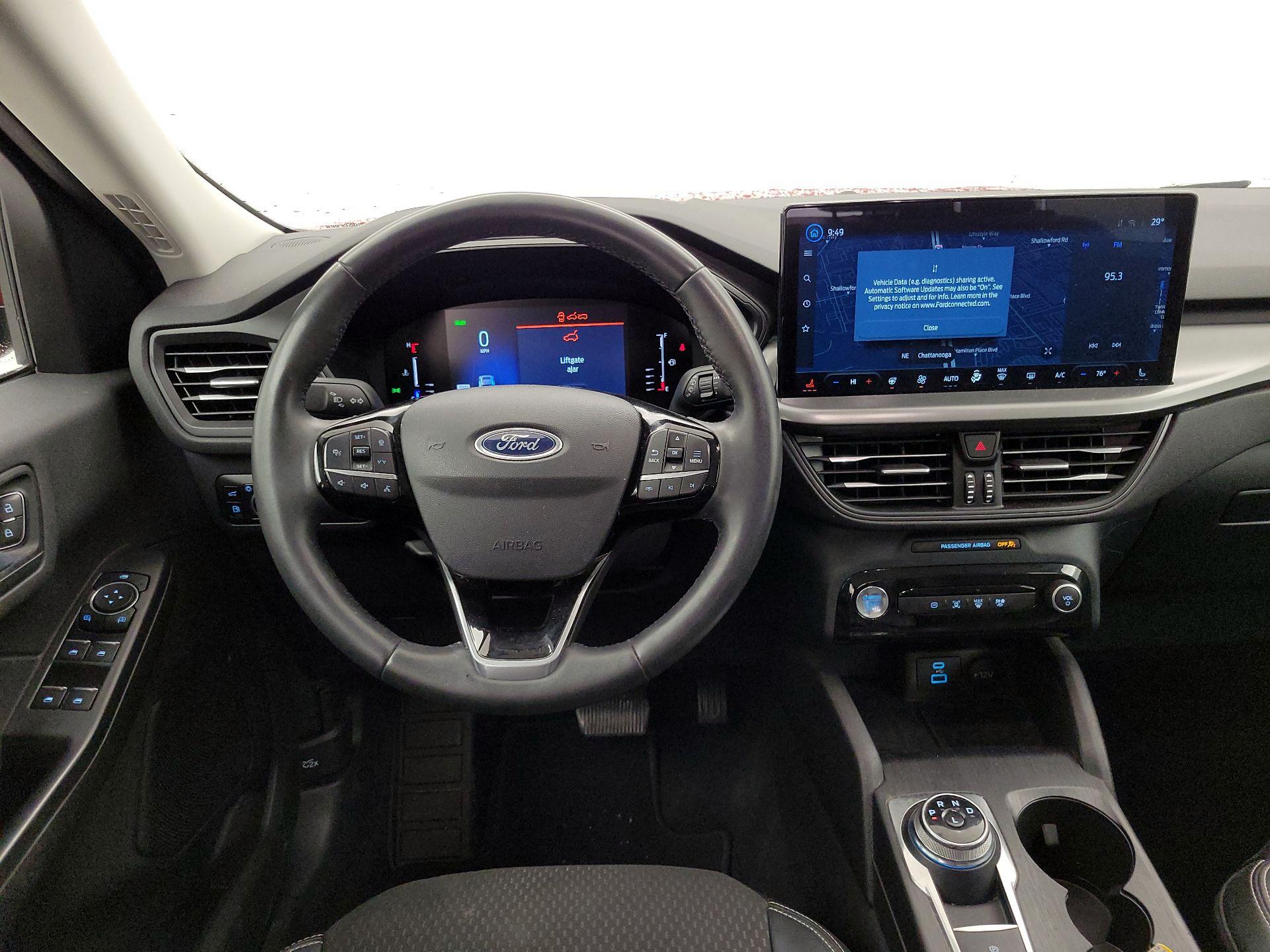 Thumbnail: 2023 Ford Escape - 10