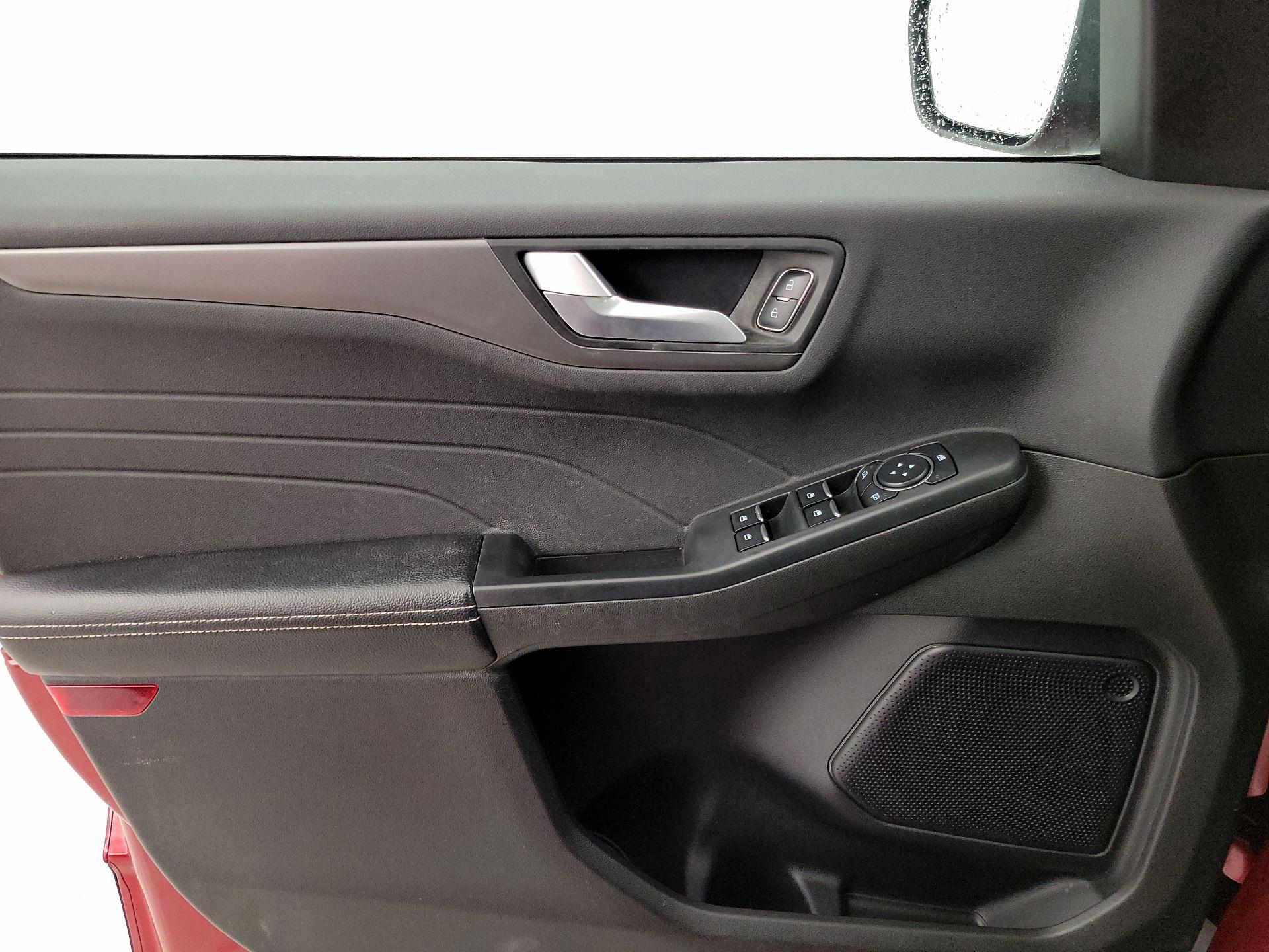 Thumbnail: 2023 Ford Escape - 12