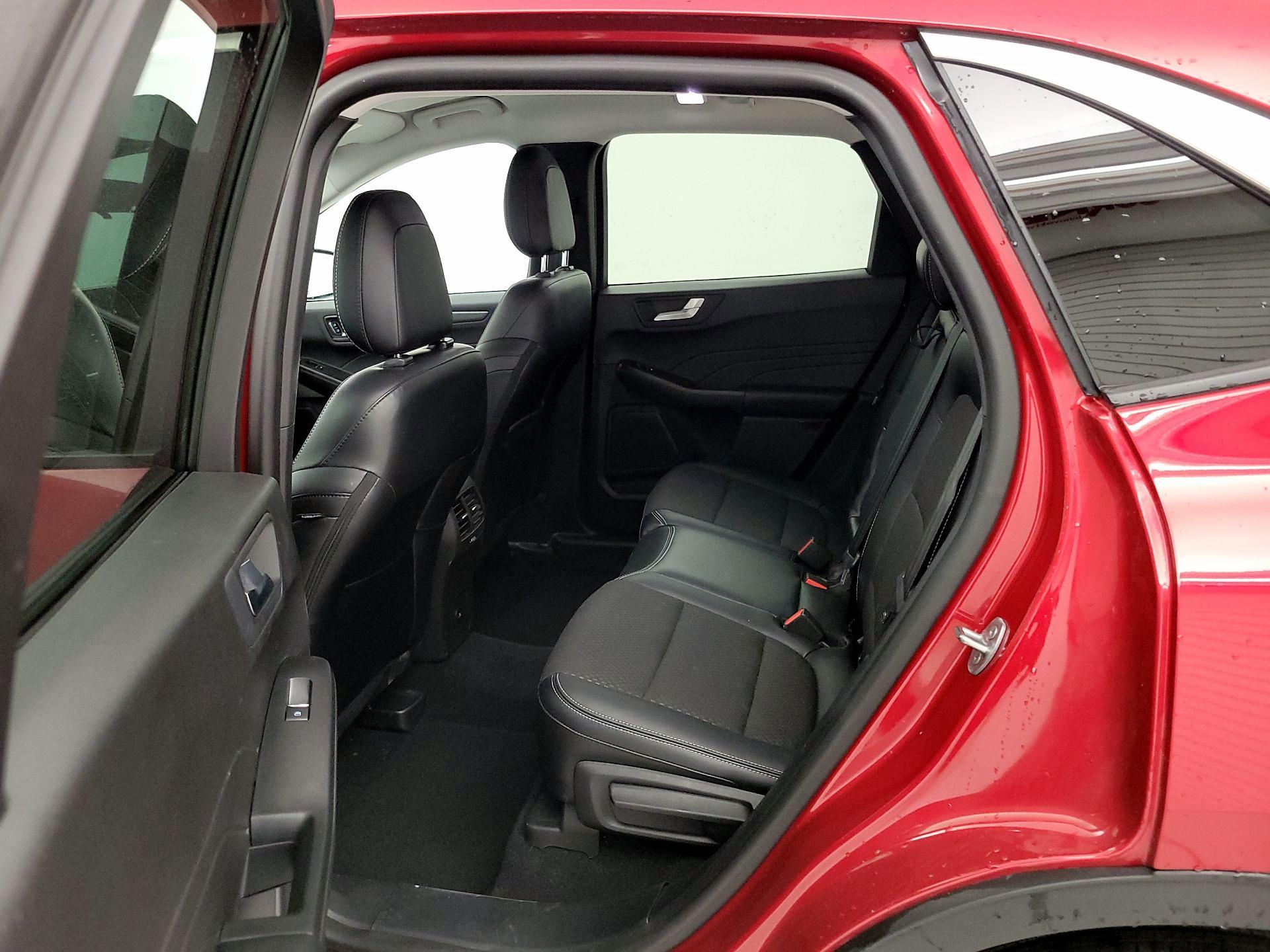 Thumbnail: 2023 Ford Escape - 20