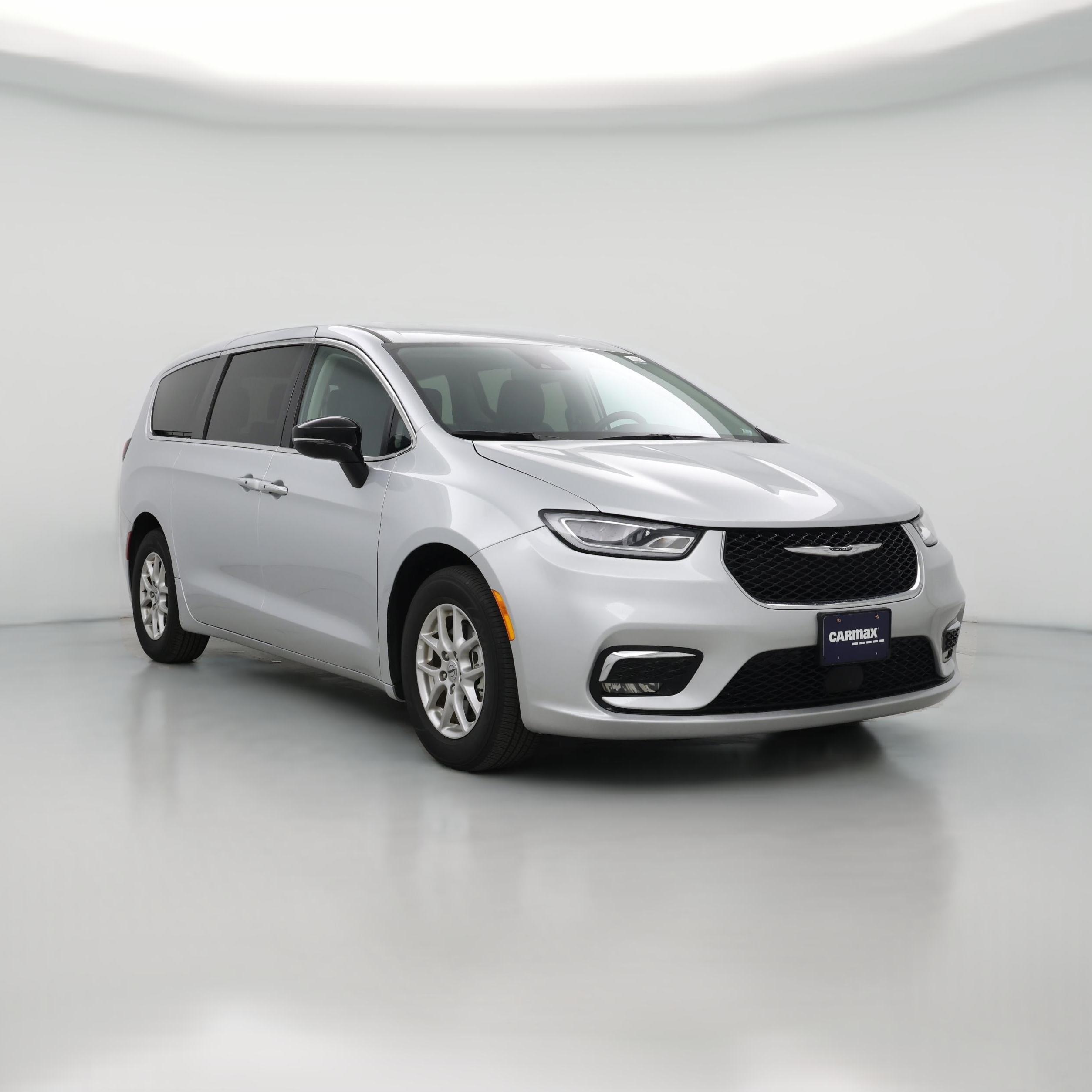 Thumbnail: 2024 Chrysler Pacifica - 1