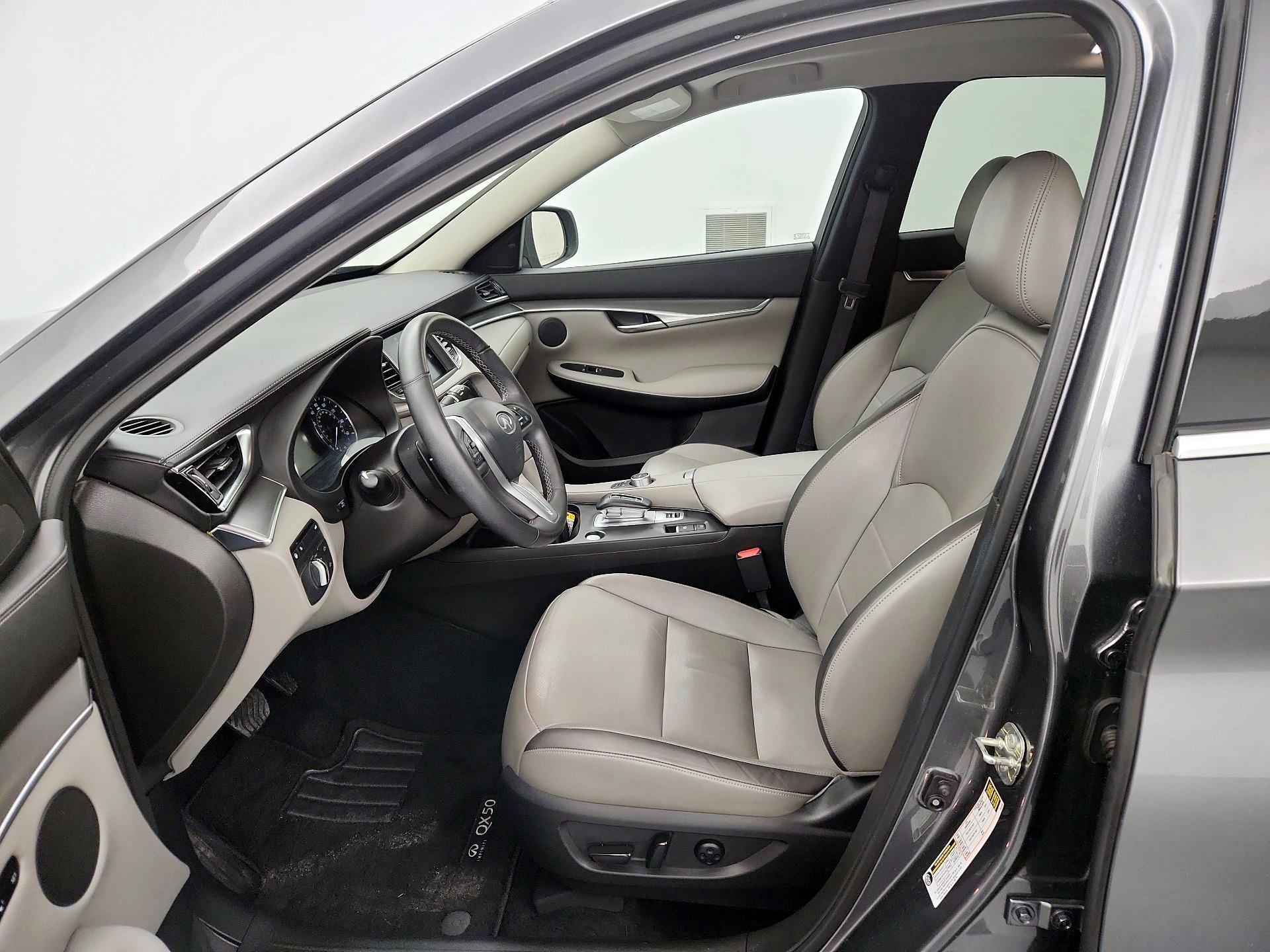 Thumbnail: 2023 INFINITI QX50 - 11