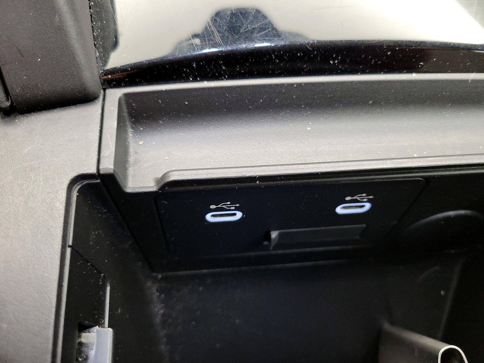 Thumbnail: 2025 Mazda Mazda3 - 18