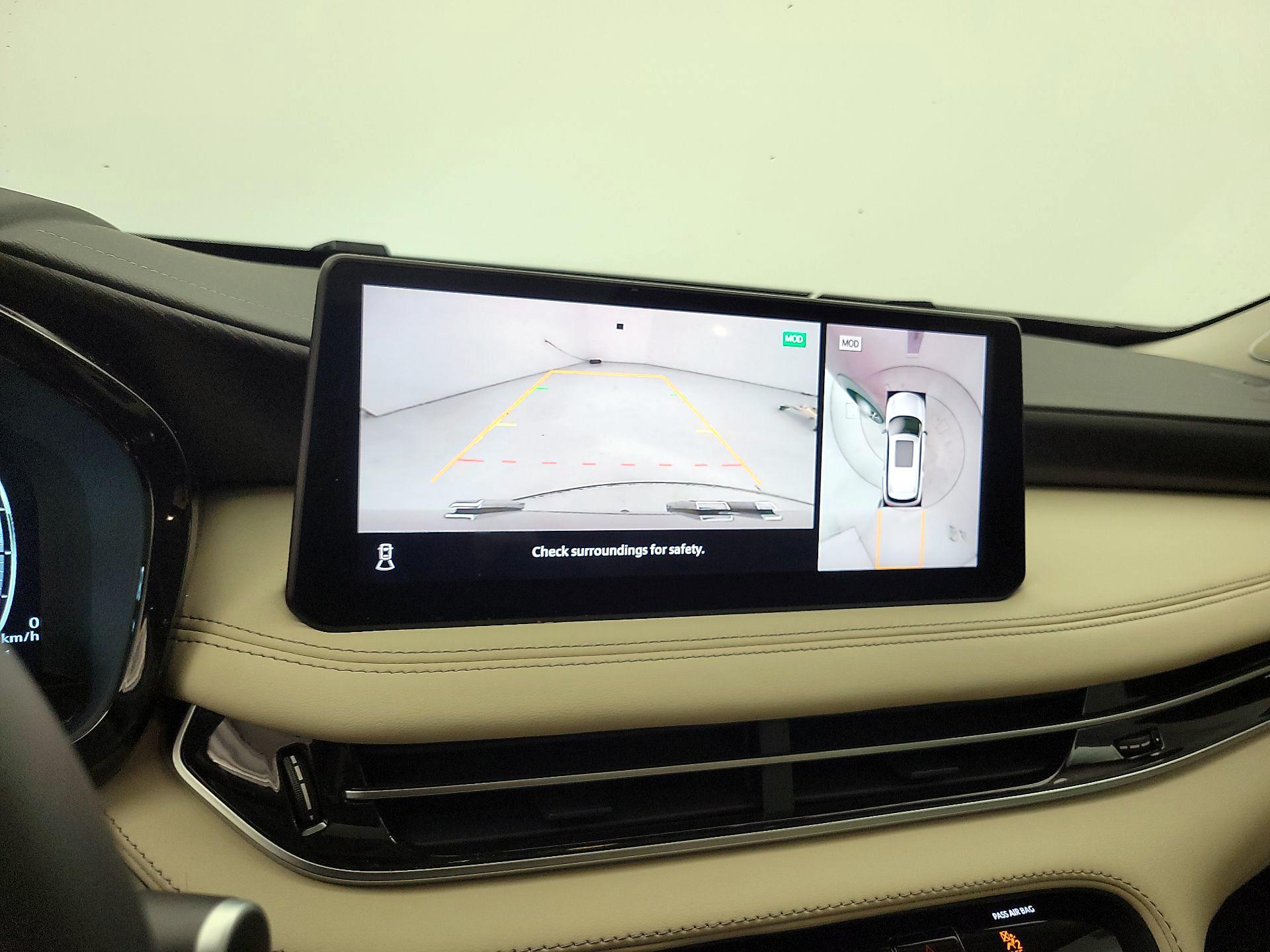 Thumbnail: 2025 INFINITI QX60 - 15