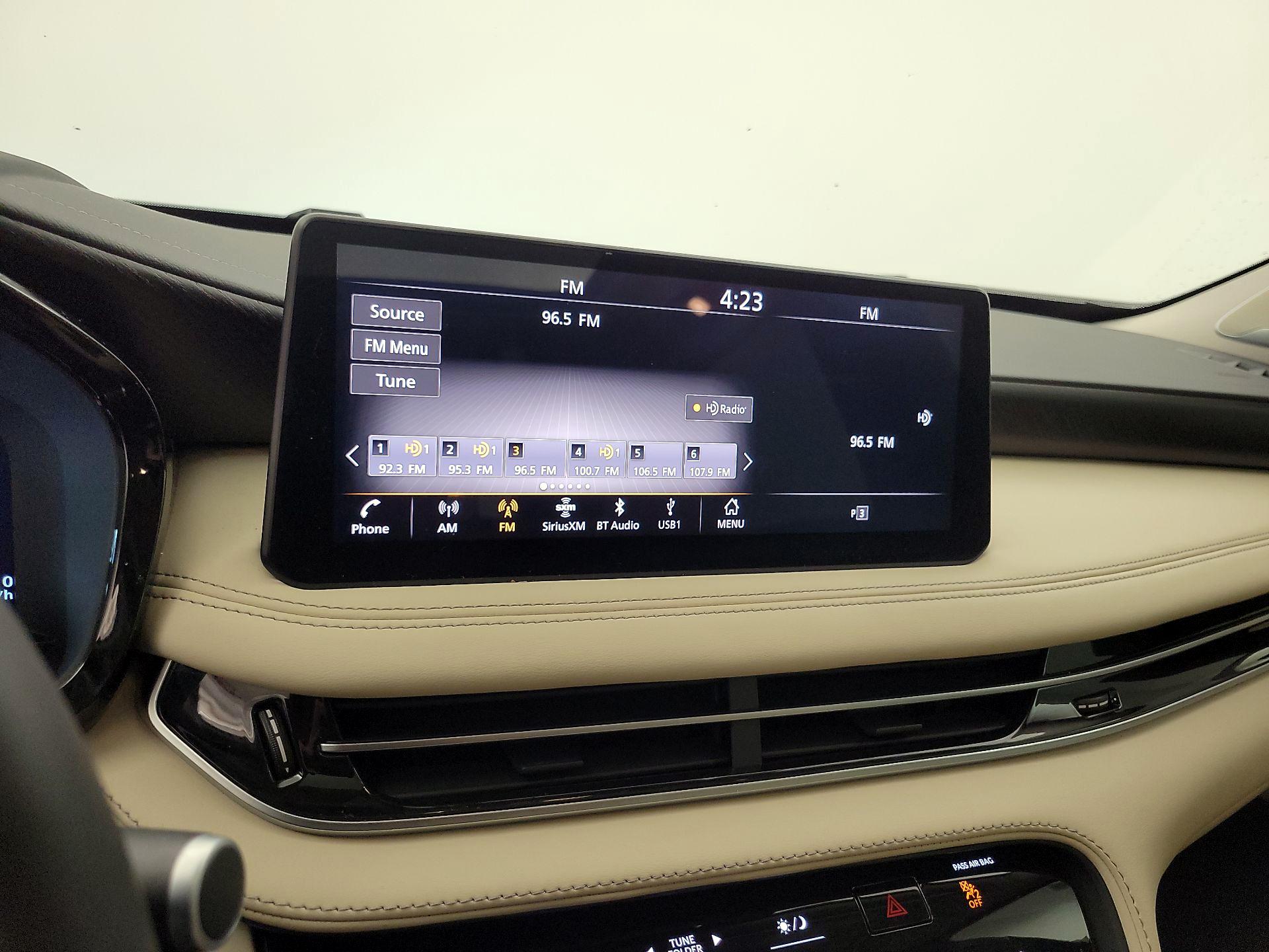 Thumbnail: 2025 INFINITI QX60 - 16