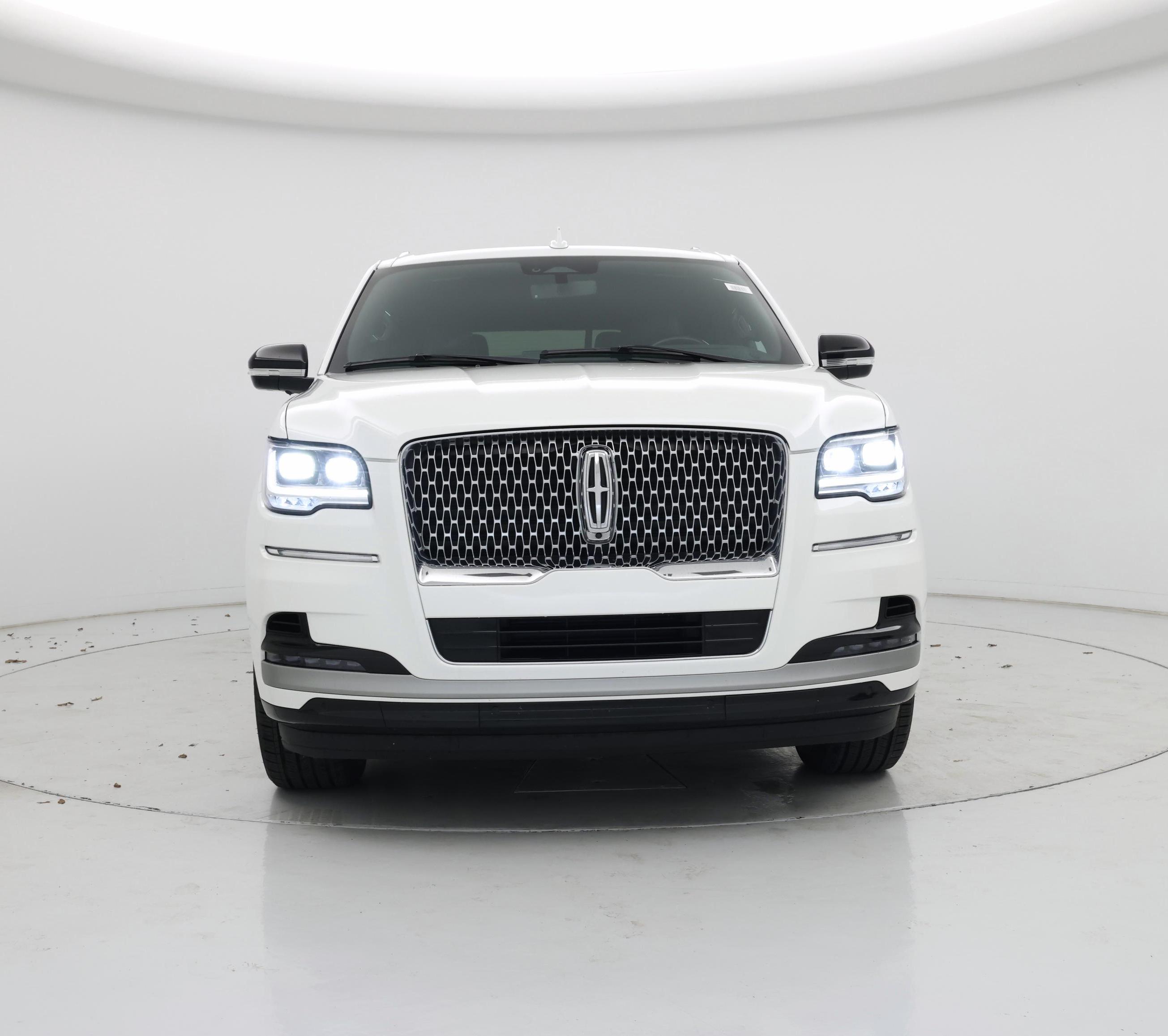 Thumbnail: 2023 Lincoln Navigator - 5