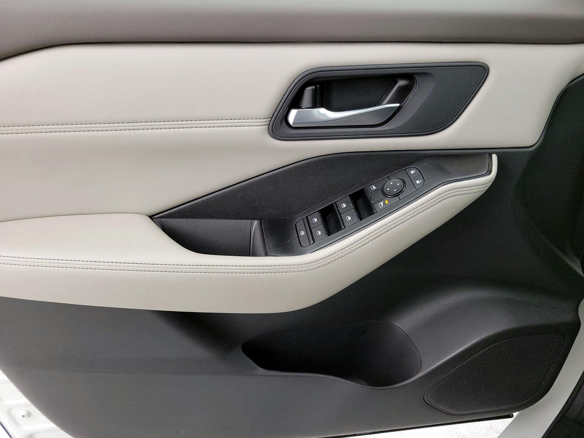 Thumbnail: 2023 Nissan Rogue - 12