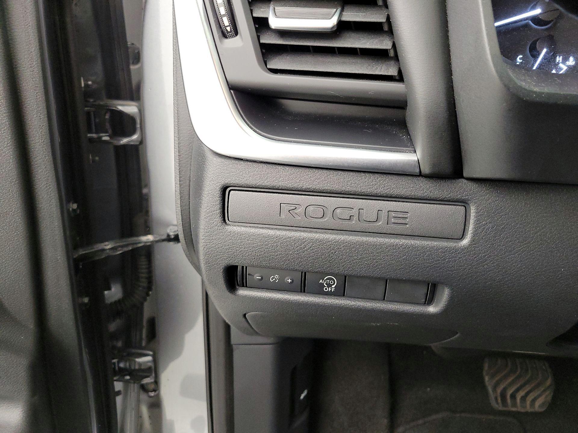 Thumbnail: 2023 Nissan Rogue - 13