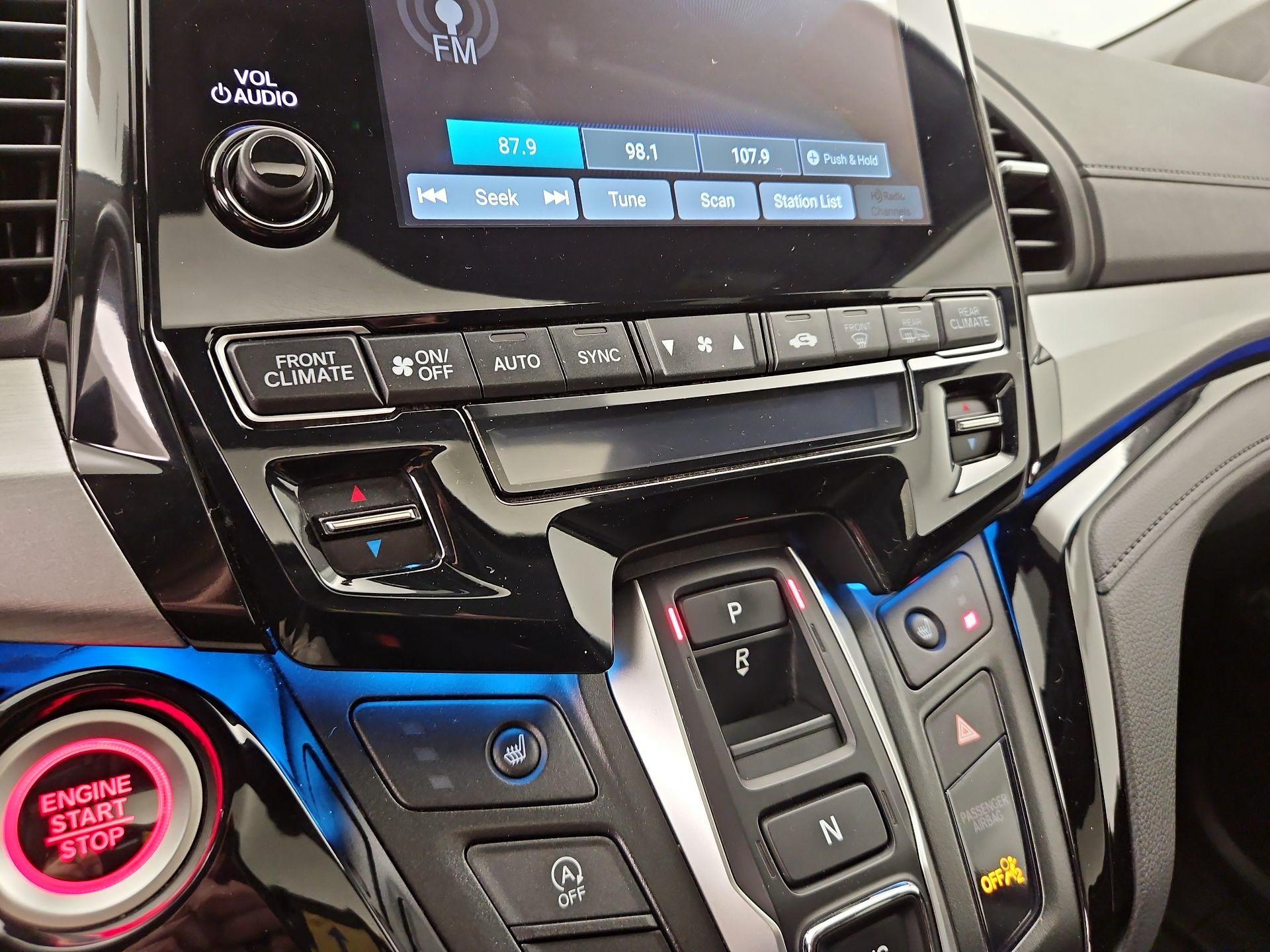 Thumbnail: 2022 Honda Odyssey - 17