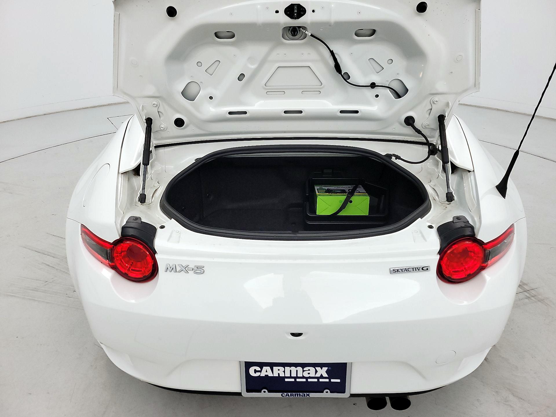 Thumbnail: 2021 Mazda MX-5 Miata - 19