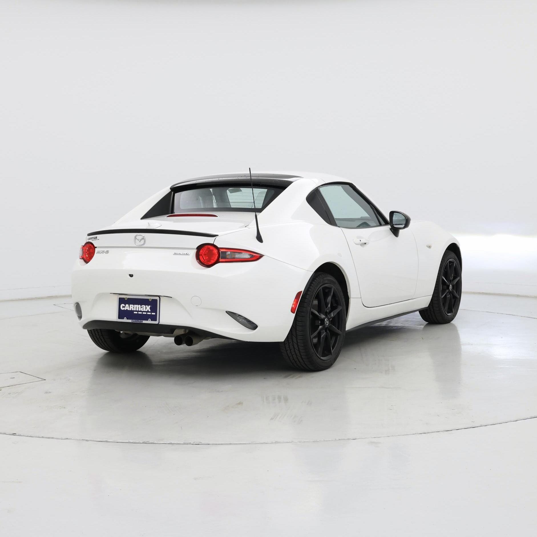 Thumbnail: 2021 Mazda MX-5 Miata - 8