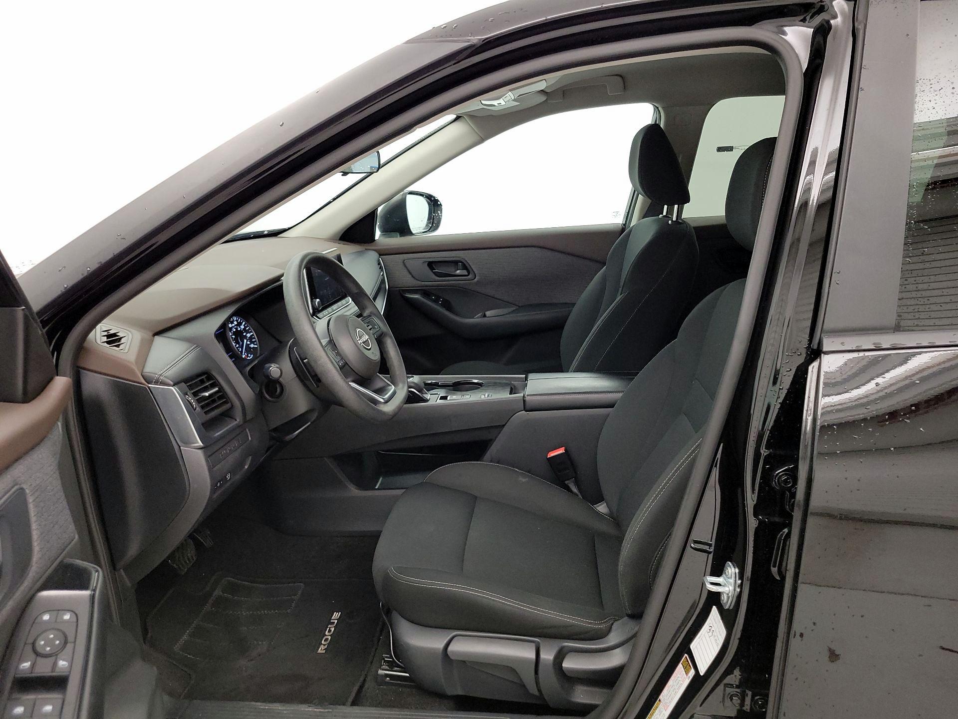 Thumbnail: 2023 Nissan Rogue - 11