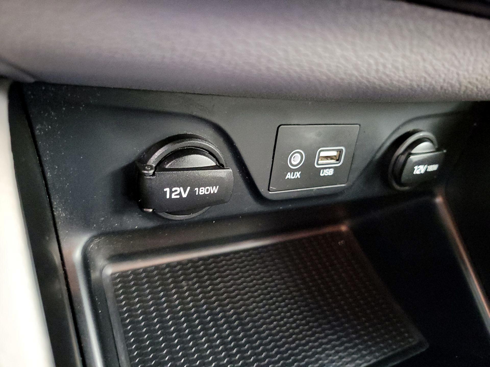 Thumbnail: 2020 Hyundai Tucson - 18