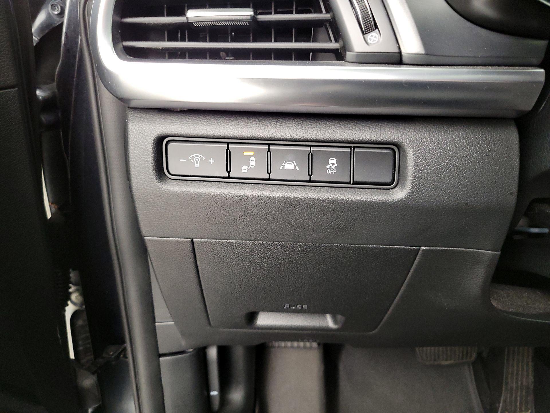 Thumbnail: 2022 Kia Telluride - 13