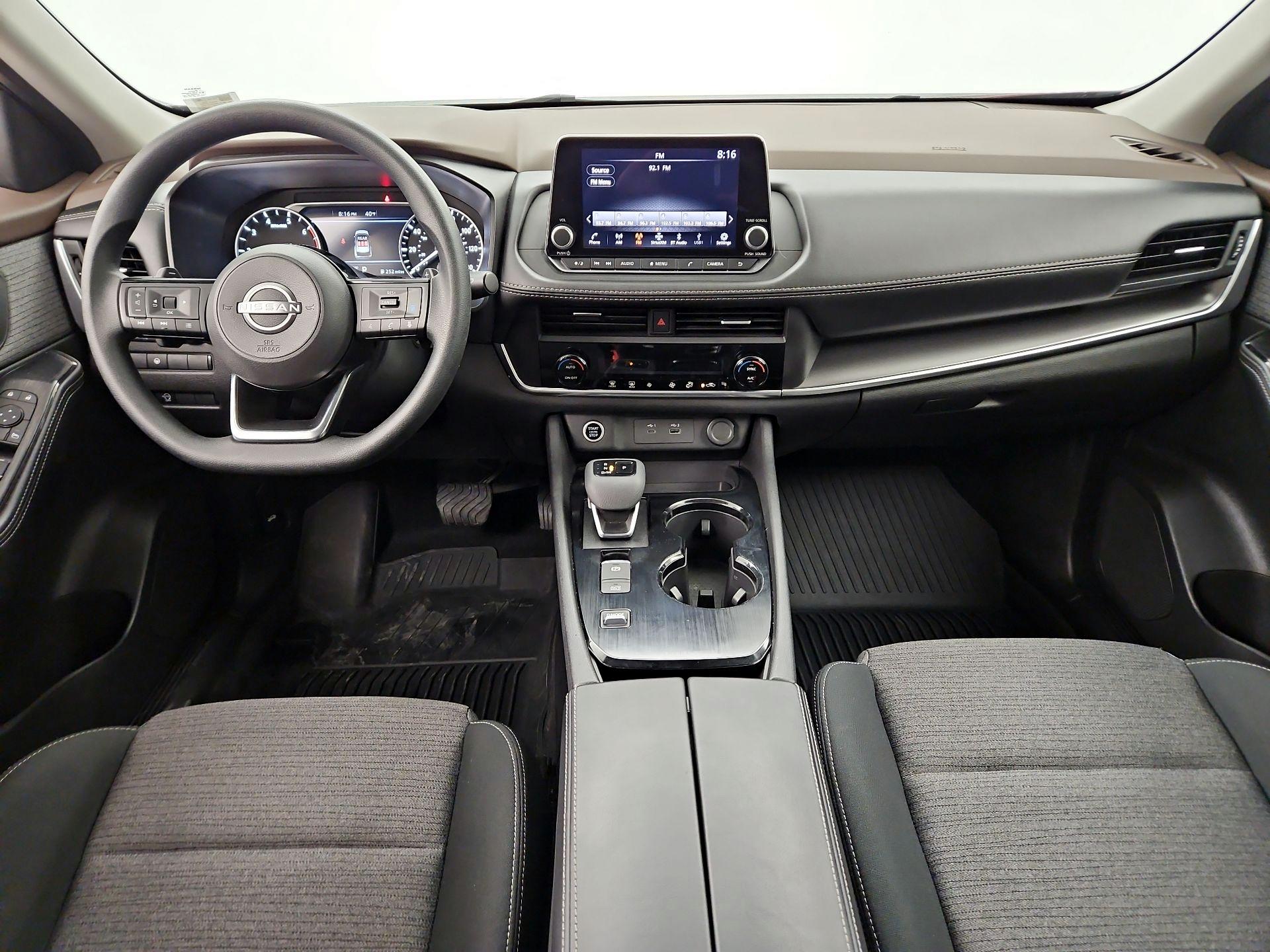 Thumbnail: 2023 Nissan Rogue - 9