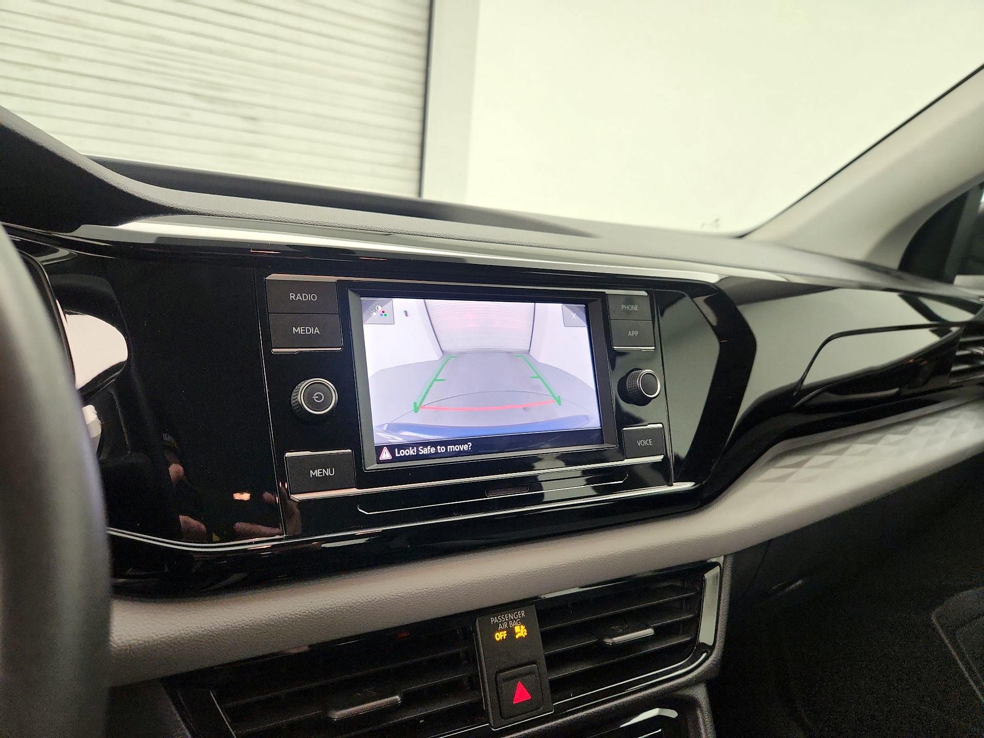 Thumbnail: 2023 Volkswagen Taos - 12