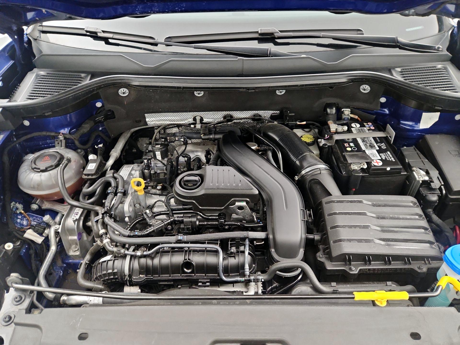 Thumbnail: 2023 Volkswagen Taos - 19