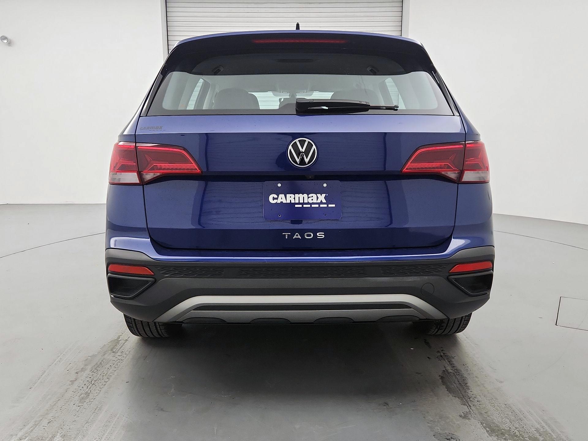 Thumbnail: 2023 Volkswagen Taos - 6