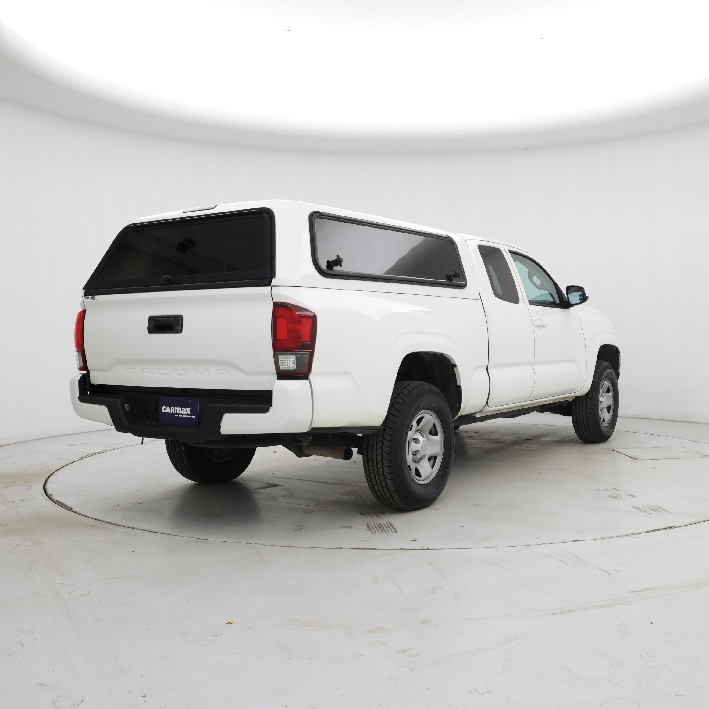 Thumbnail: 2021 Toyota Tacoma - 8