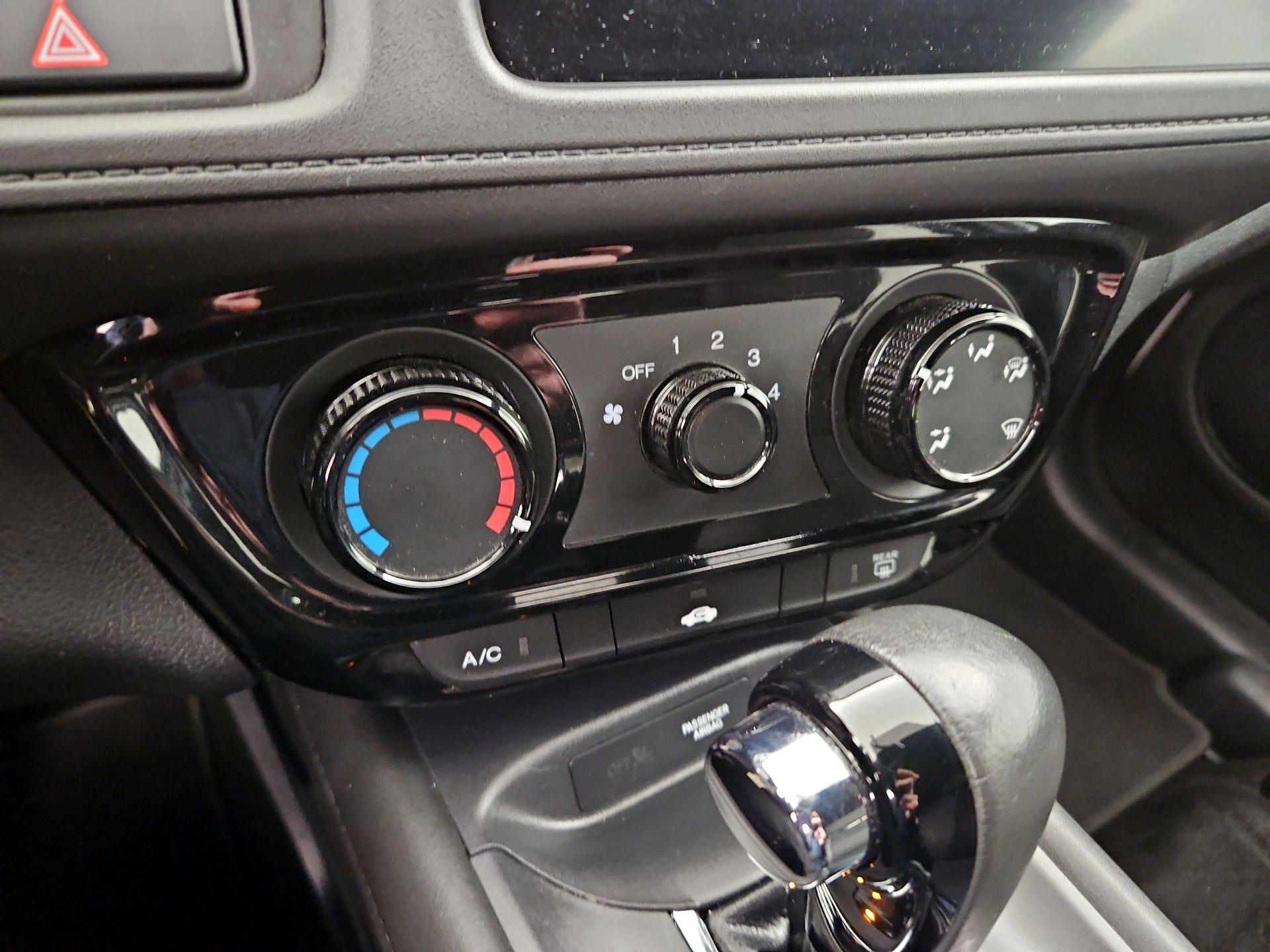 Thumbnail: 2022 Honda HR-V - 16