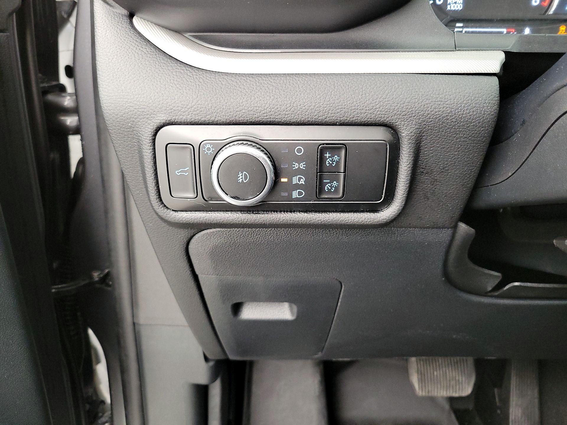 Thumbnail: 2023 Ford Explorer - 13