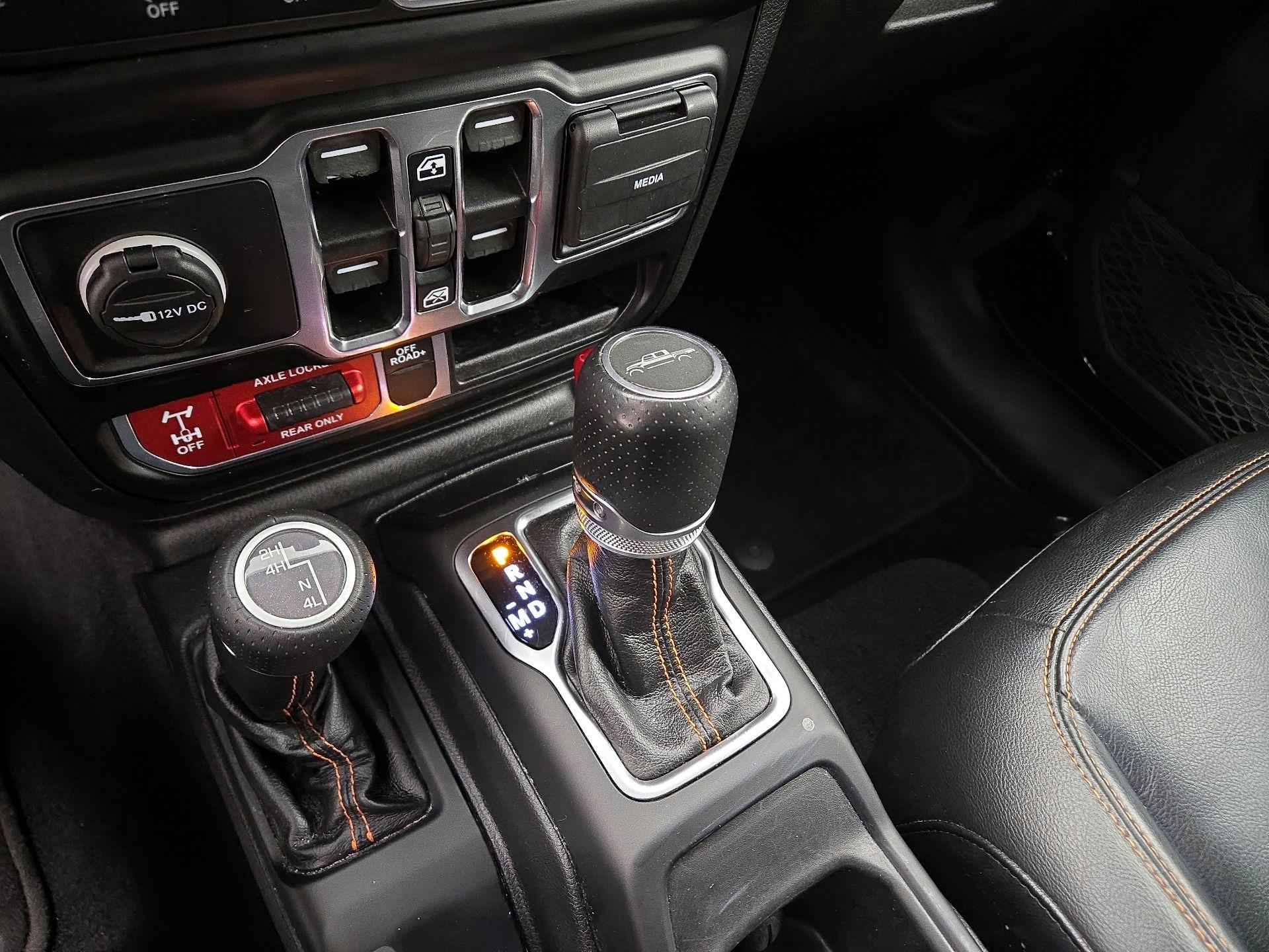 Thumbnail: 2021 Jeep Gladiator - 17