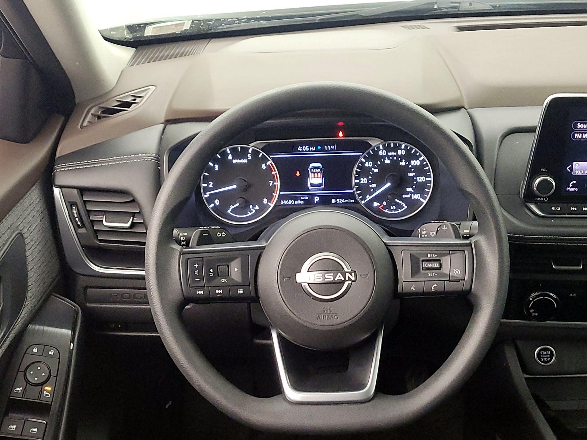 Thumbnail: 2023 Nissan Rogue - 10