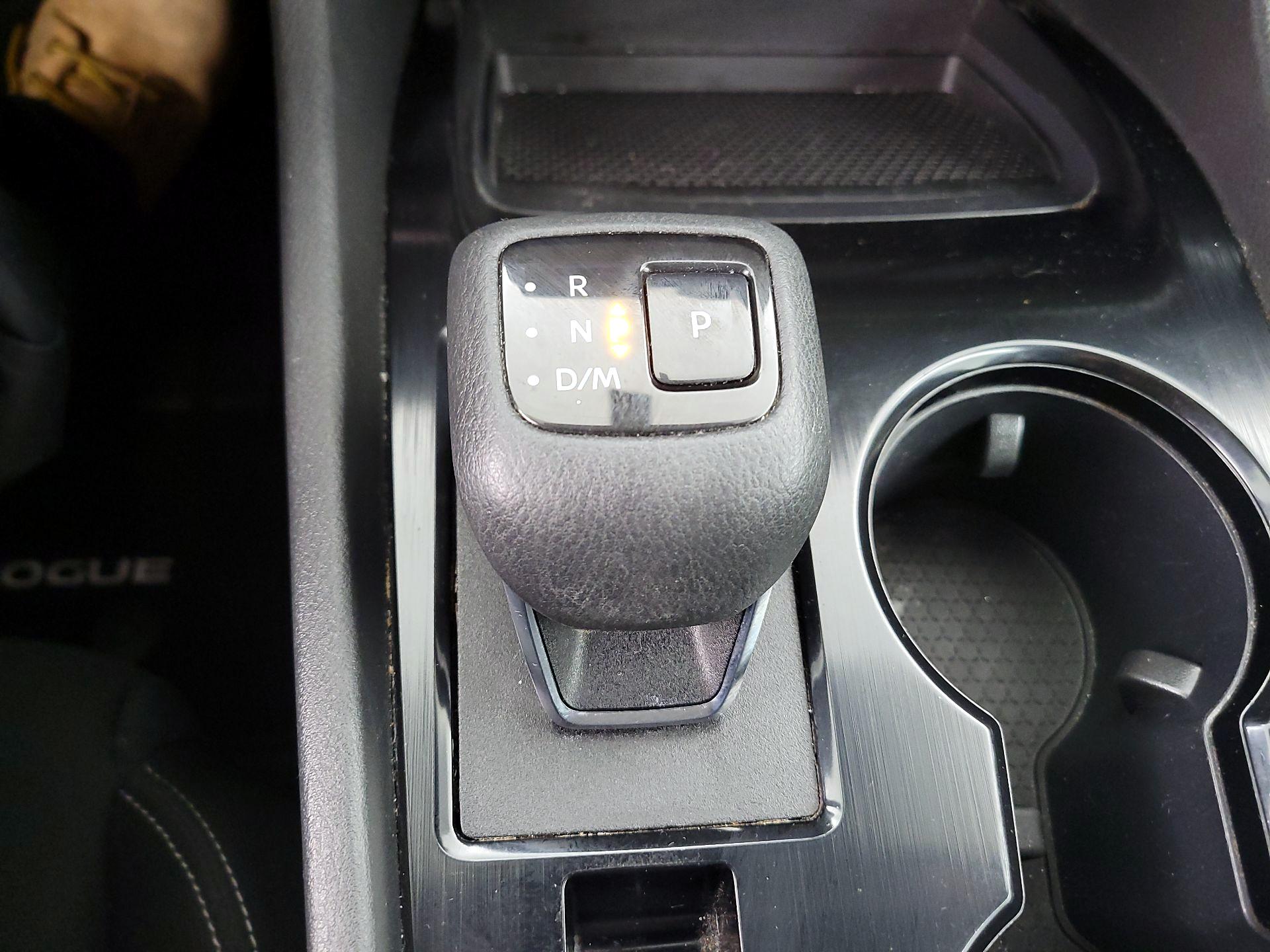 Thumbnail: 2023 Nissan Rogue - 17