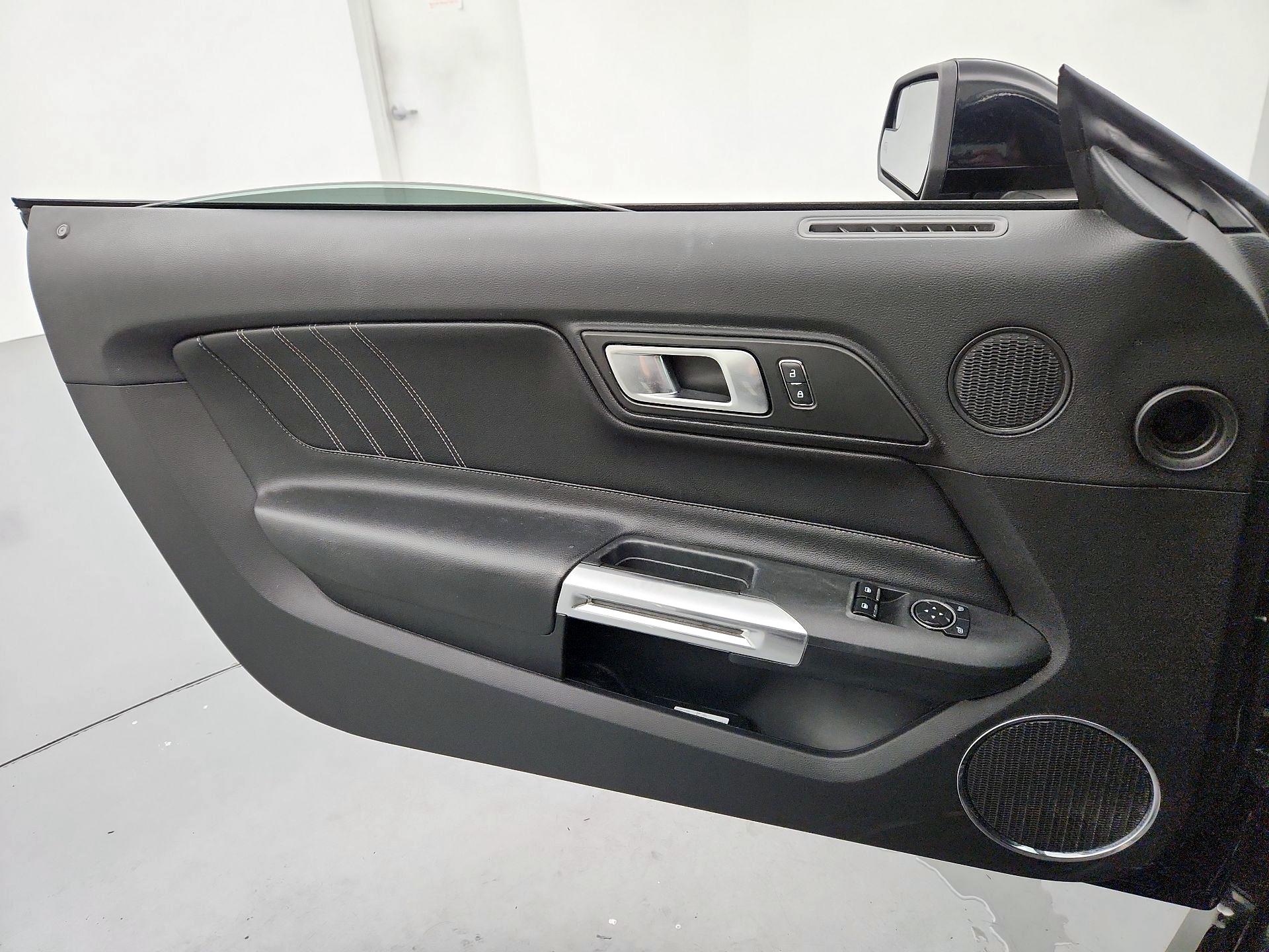 Thumbnail: 2020 Ford Mustang - 12