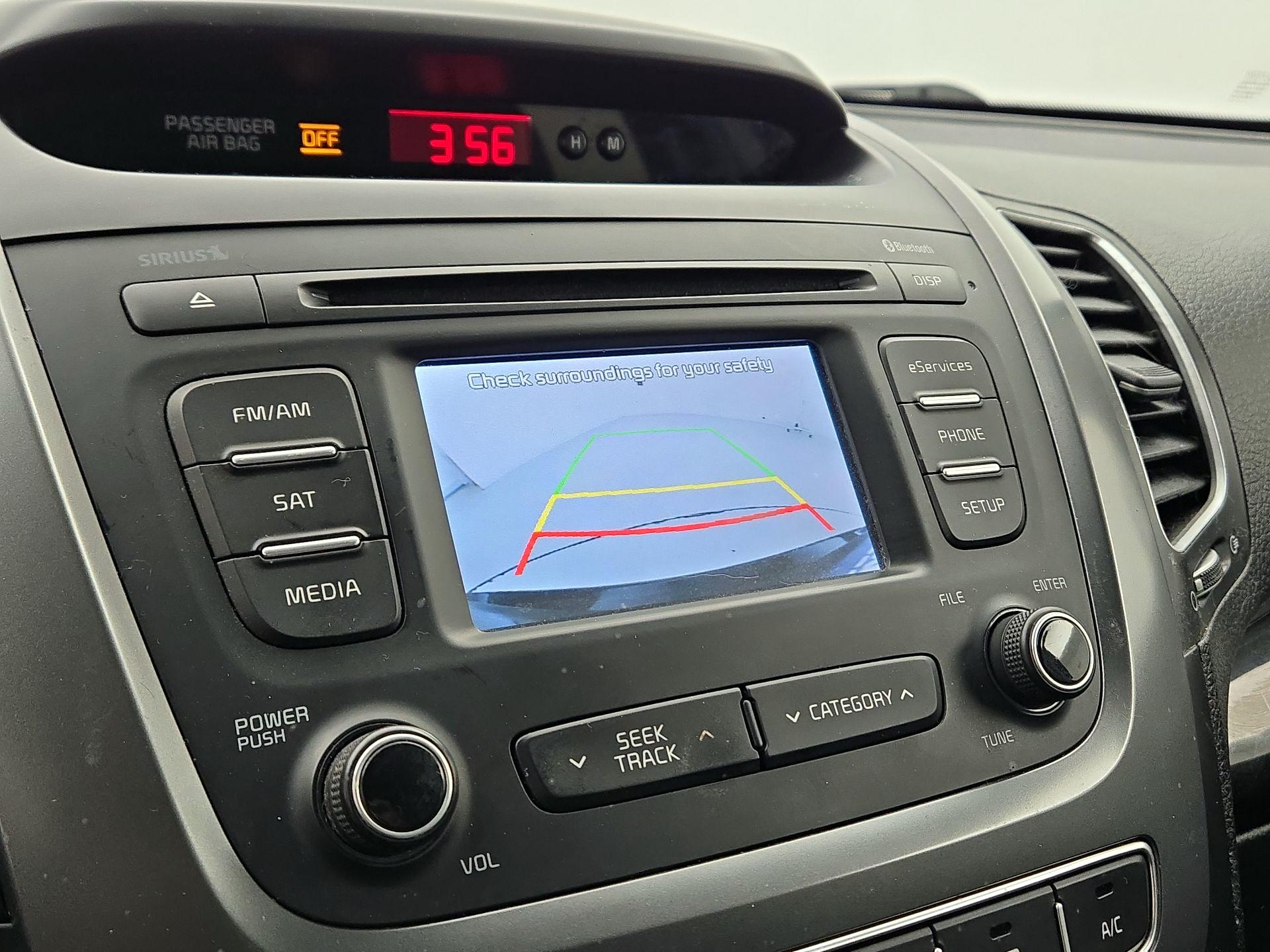 Thumbnail: 2014 Kia Sorento - 14