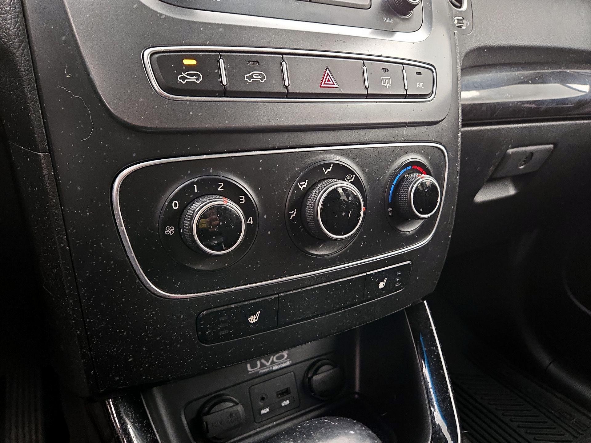 Thumbnail: 2014 Kia Sorento - 16