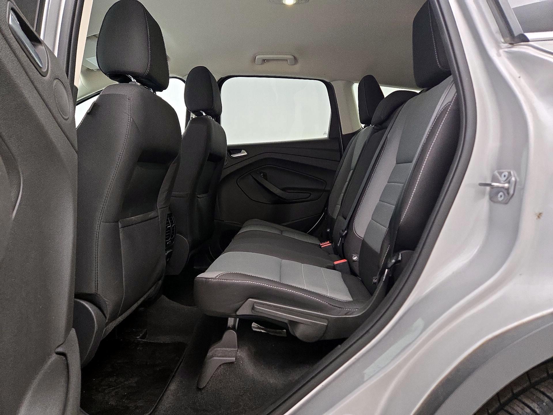 Thumbnail: 2016 Ford Escape - 19