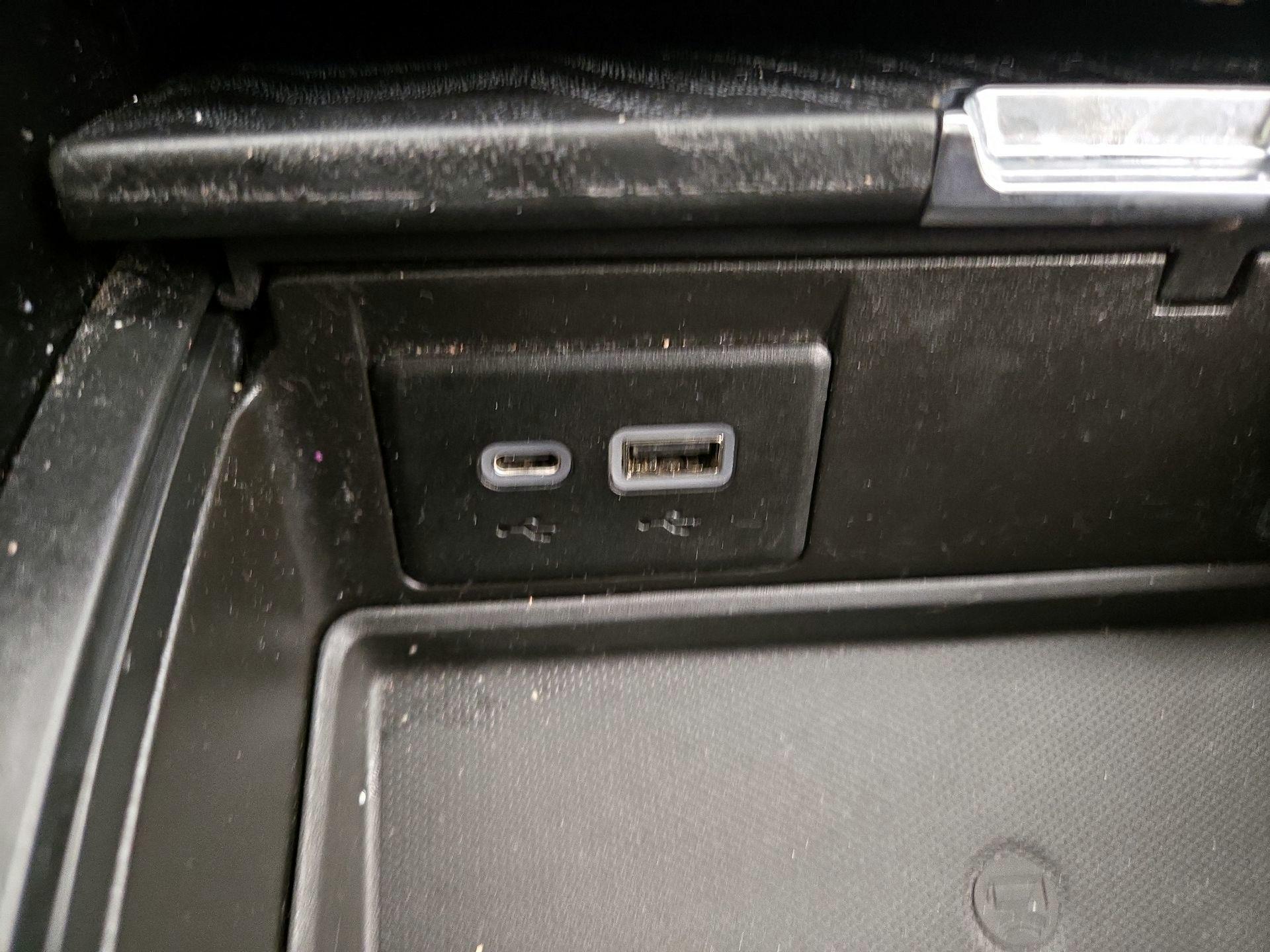 Thumbnail: 2022 GMC Yukon - 18