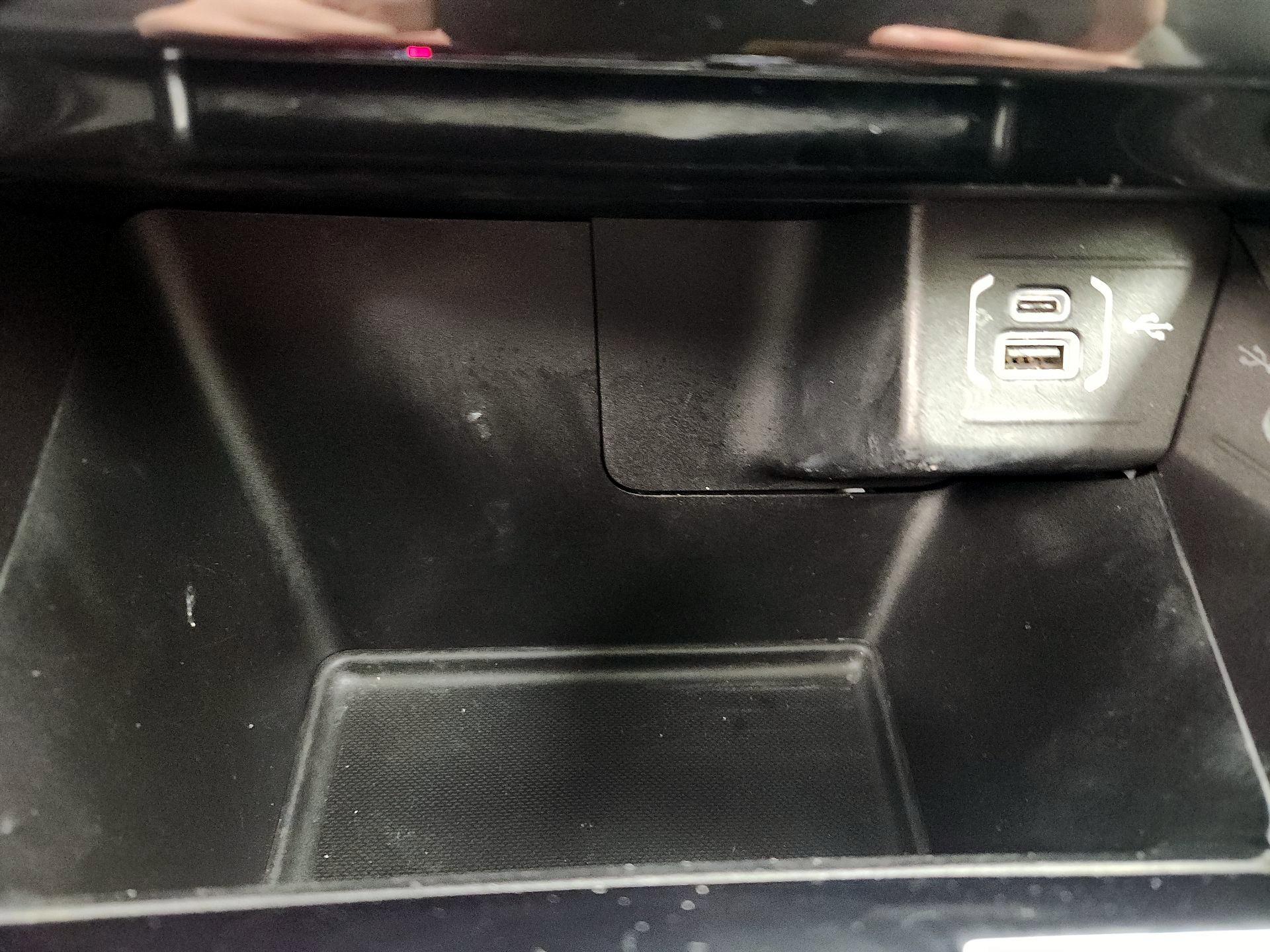 Thumbnail: 2022 Jeep Compass - 18