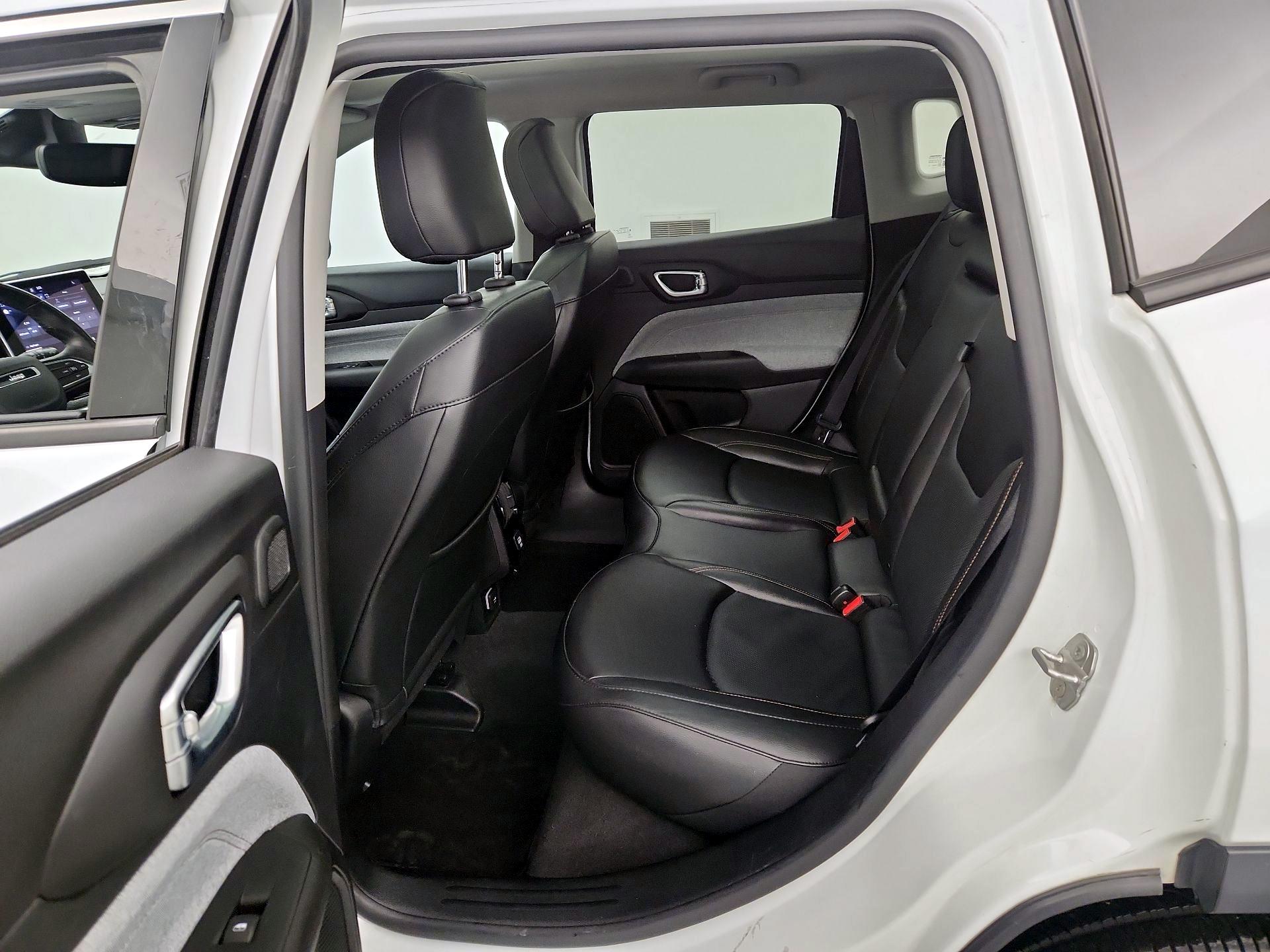 Thumbnail: 2022 Jeep Compass - 20