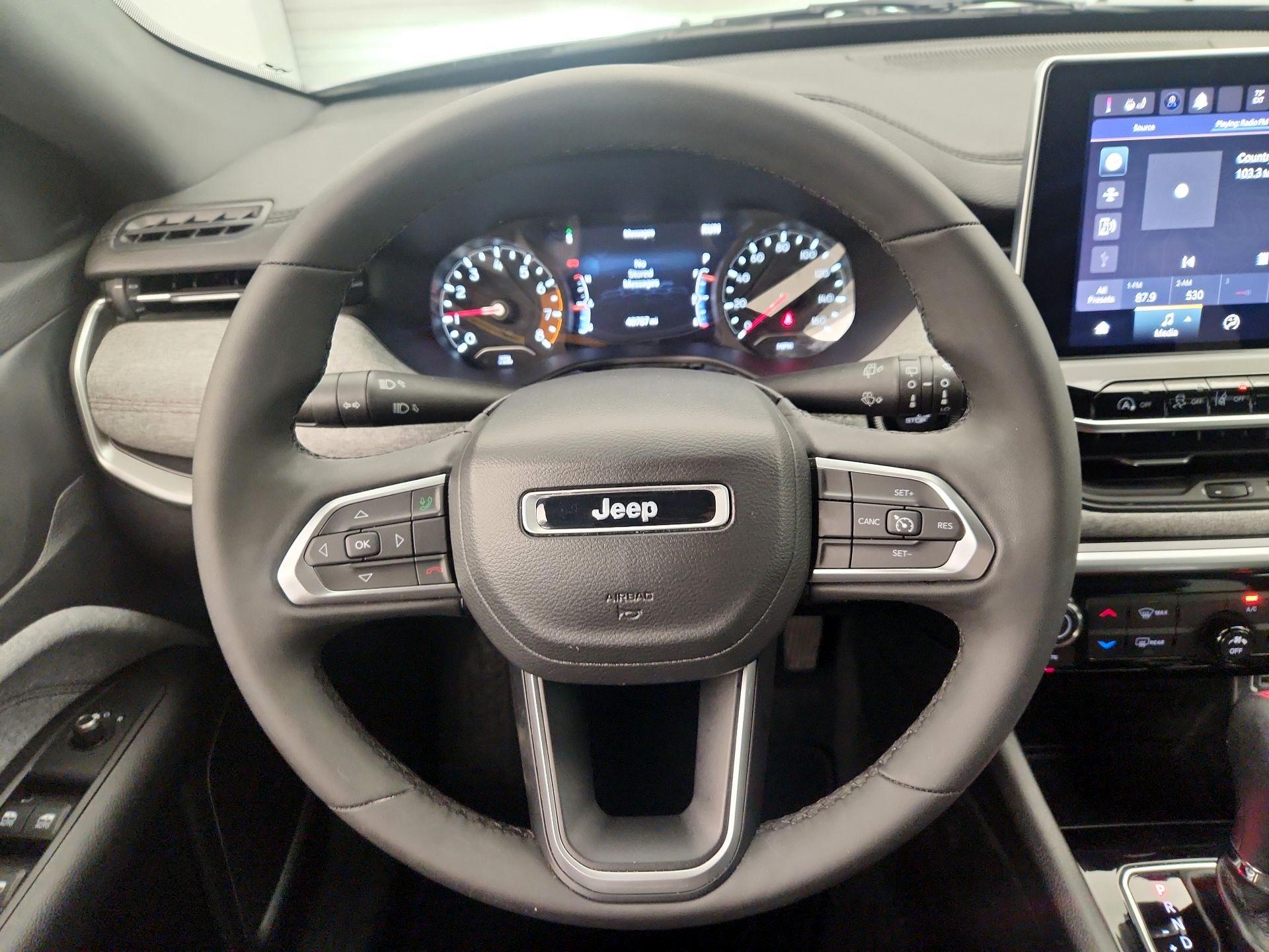 Thumbnail: 2023 Jeep Compass - 10