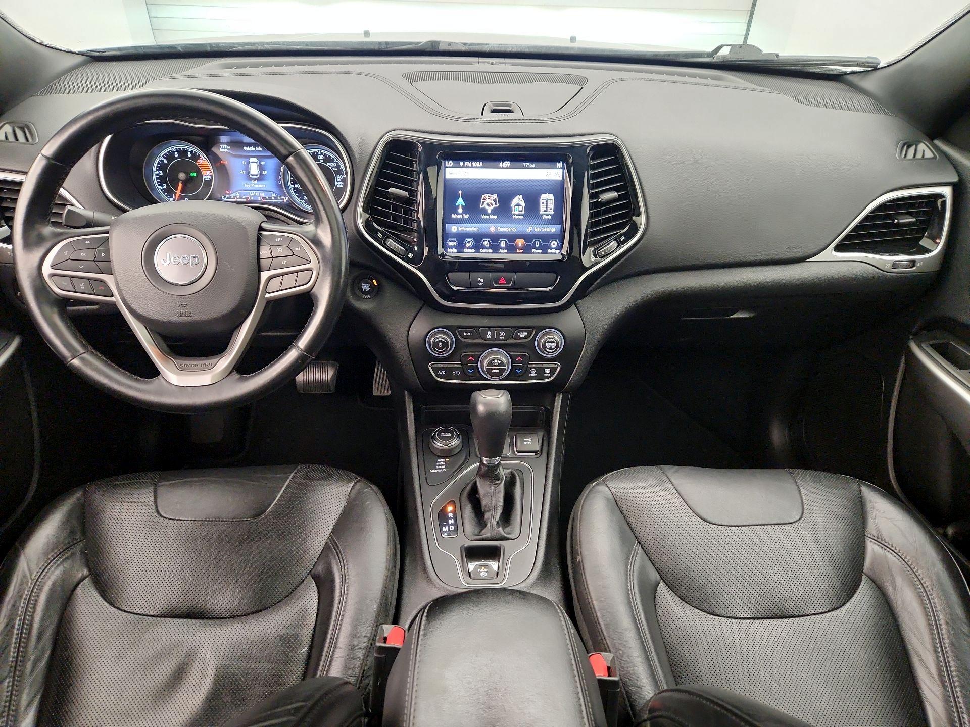 Thumbnail: 2020 Jeep Cherokee - 9