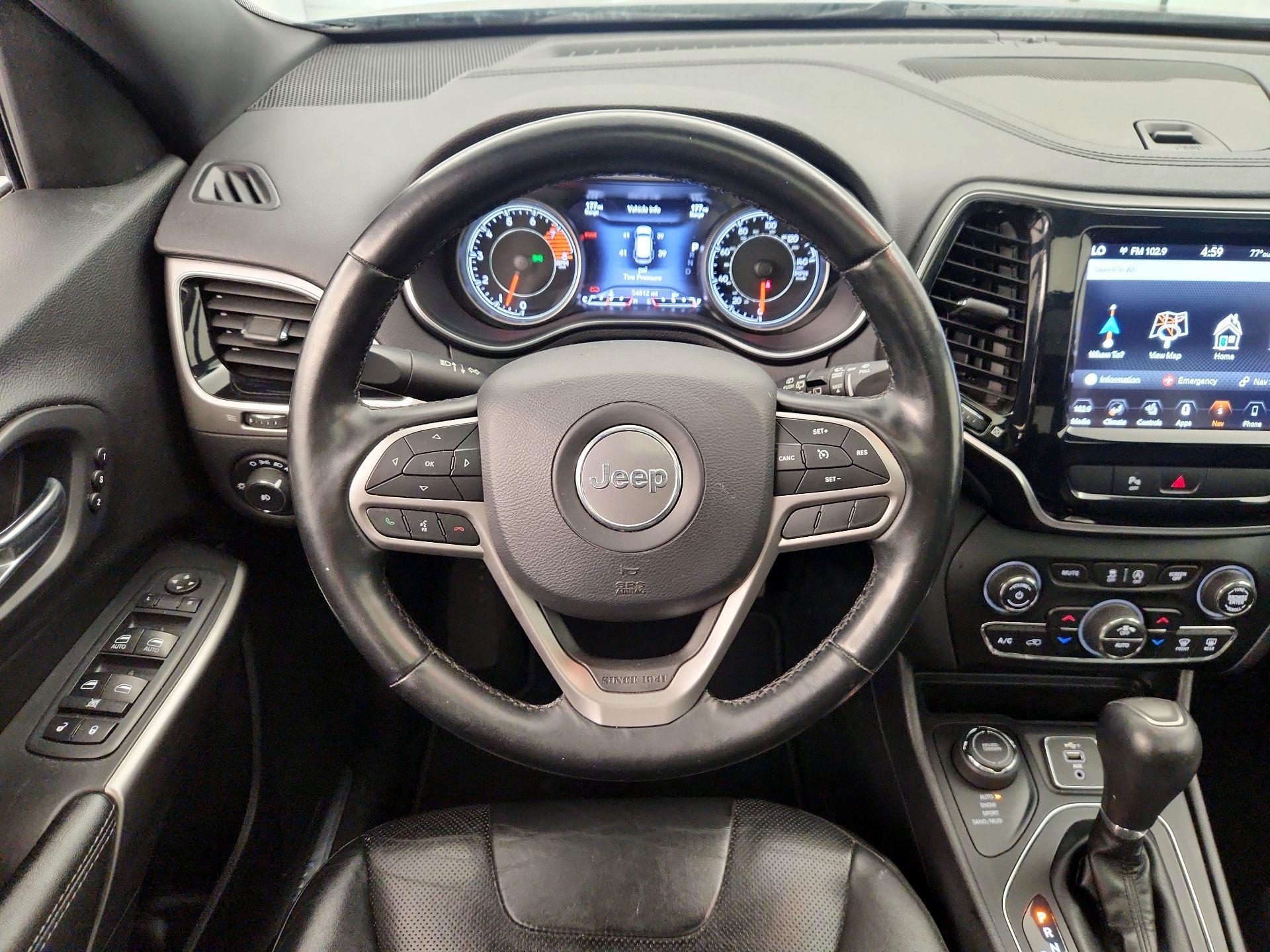 Thumbnail: 2020 Jeep Cherokee - 10