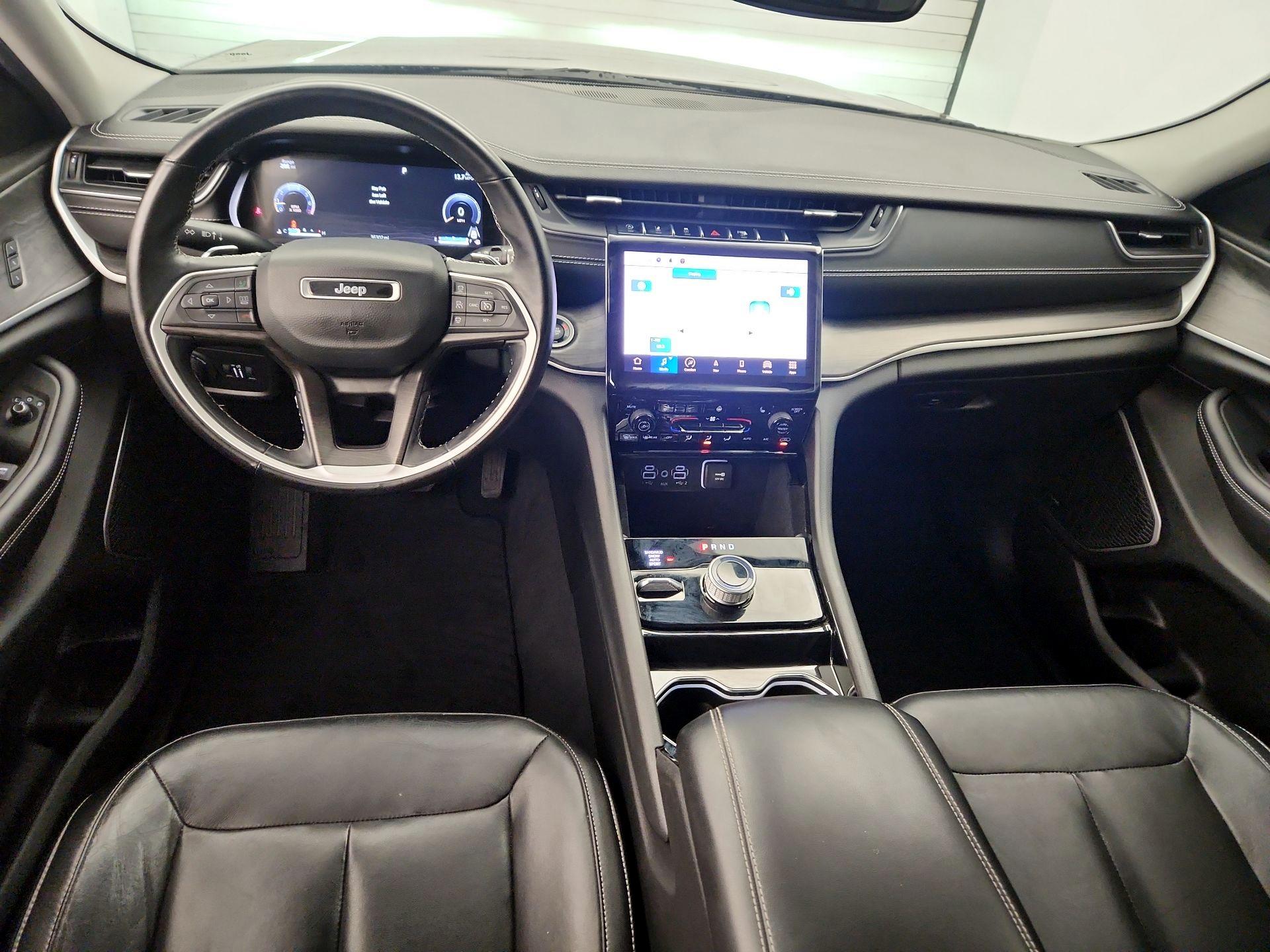 Thumbnail: 2022 Jeep Grand Cherokee - 9