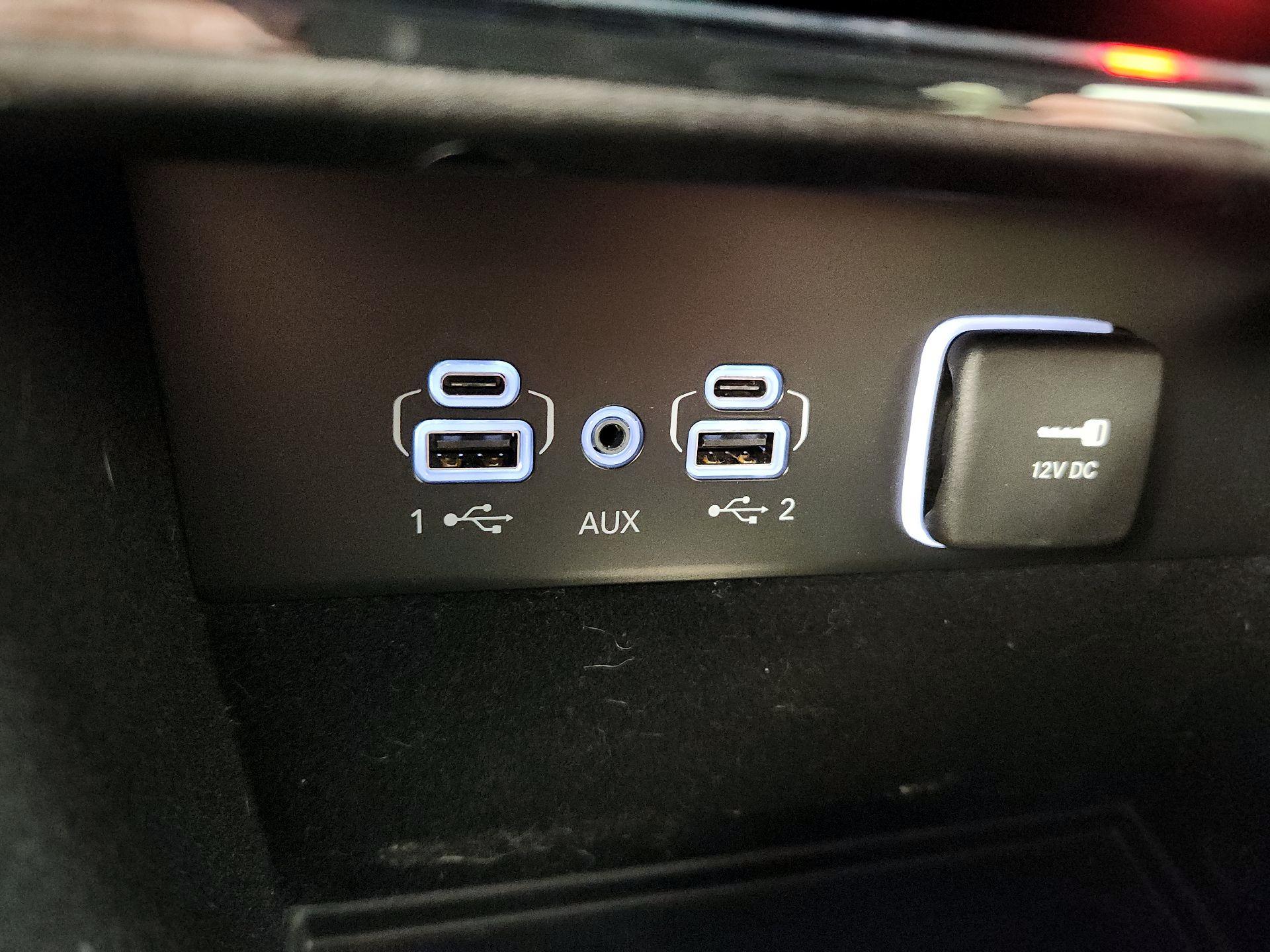 Thumbnail: 2022 Jeep Grand Cherokee - 18