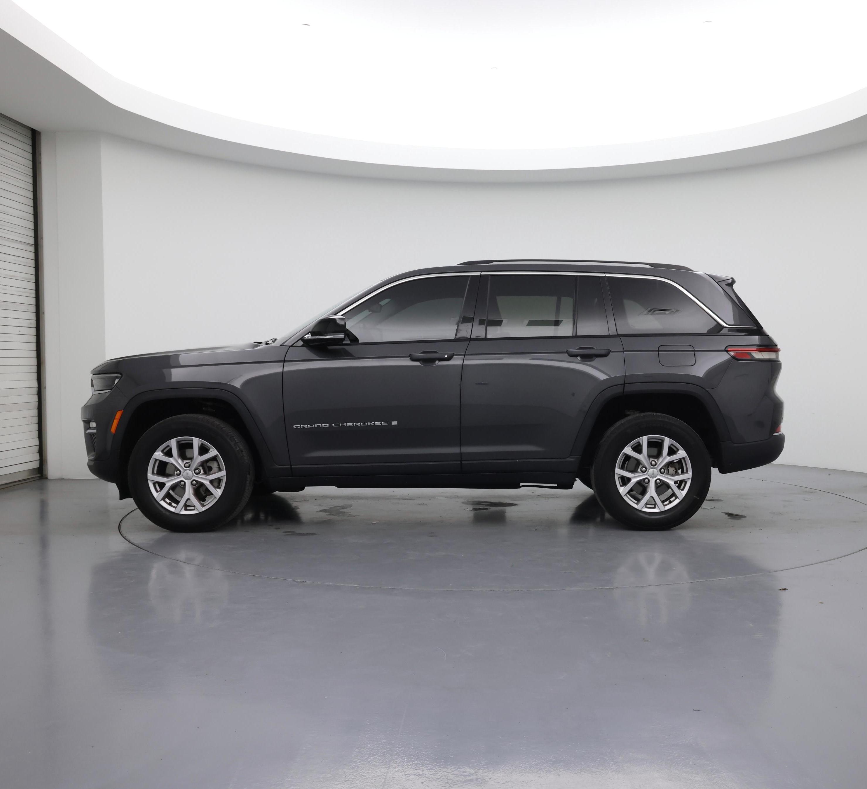 Thumbnail: 2022 Jeep Grand Cherokee - 3