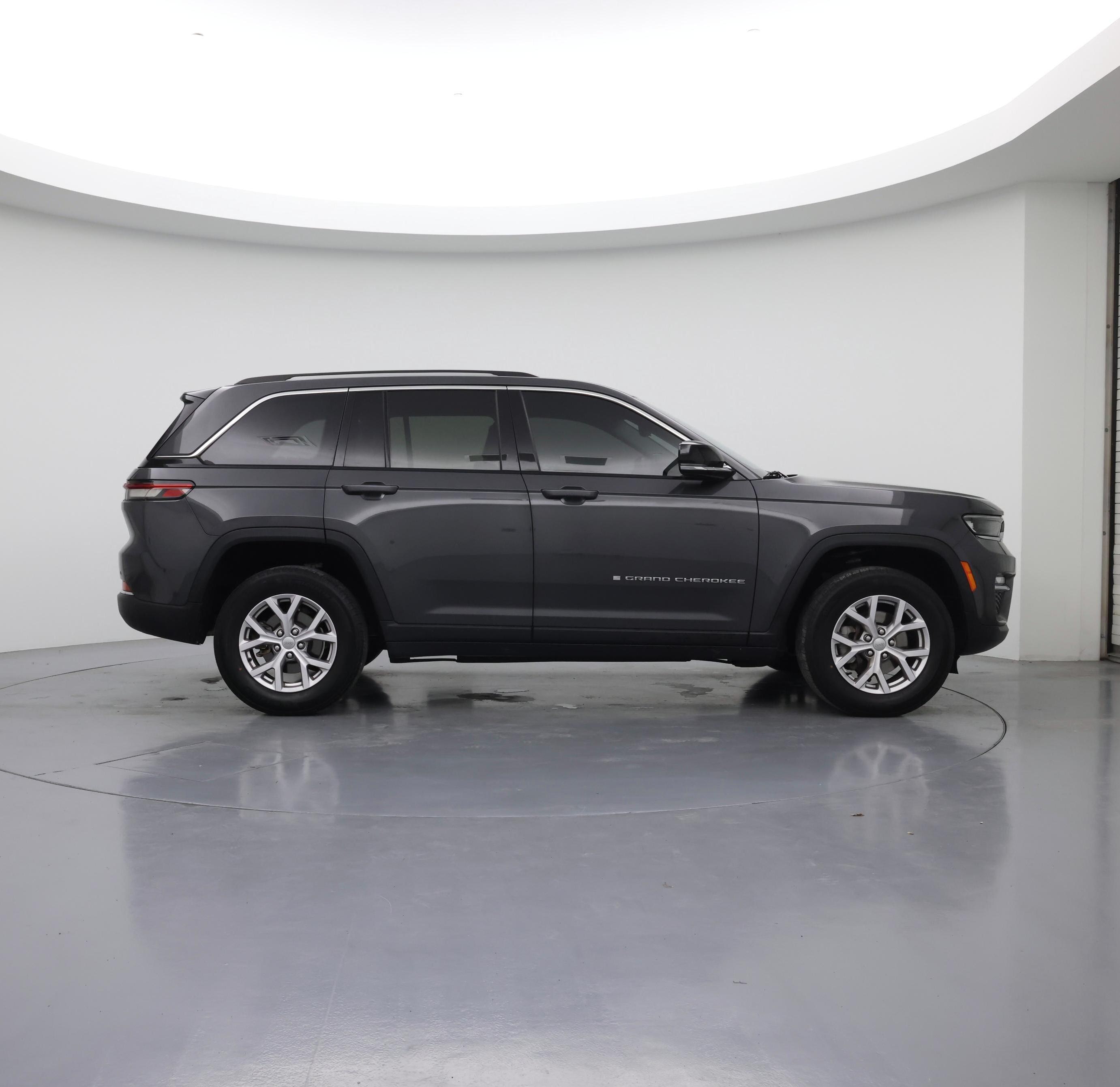 Thumbnail: 2022 Jeep Grand Cherokee - 7