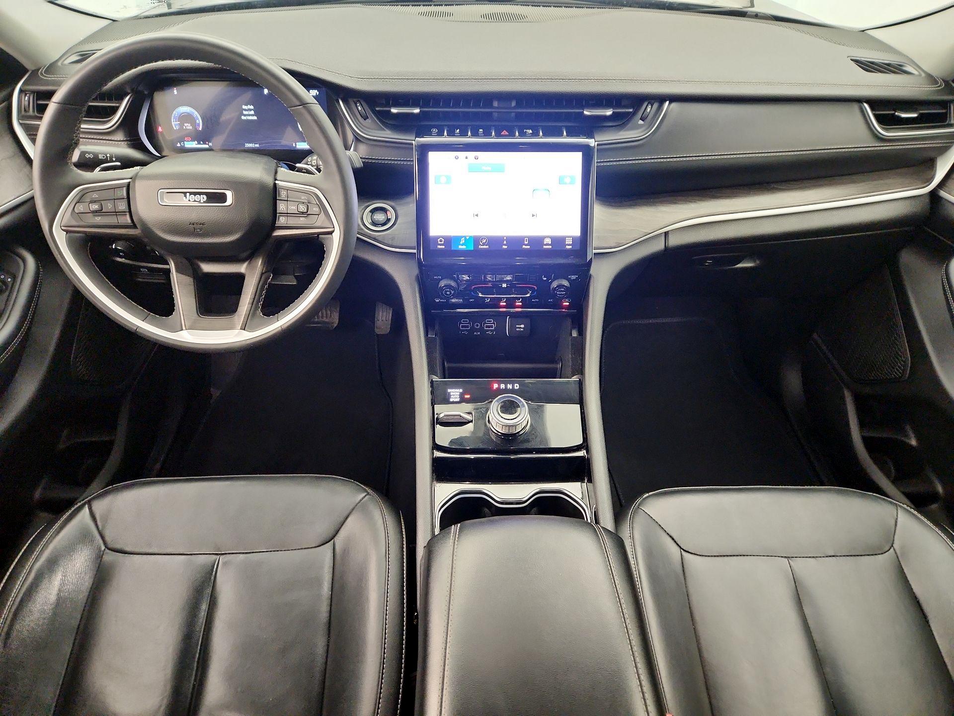 Thumbnail: 2023 Jeep Grand Cherokee L - 9