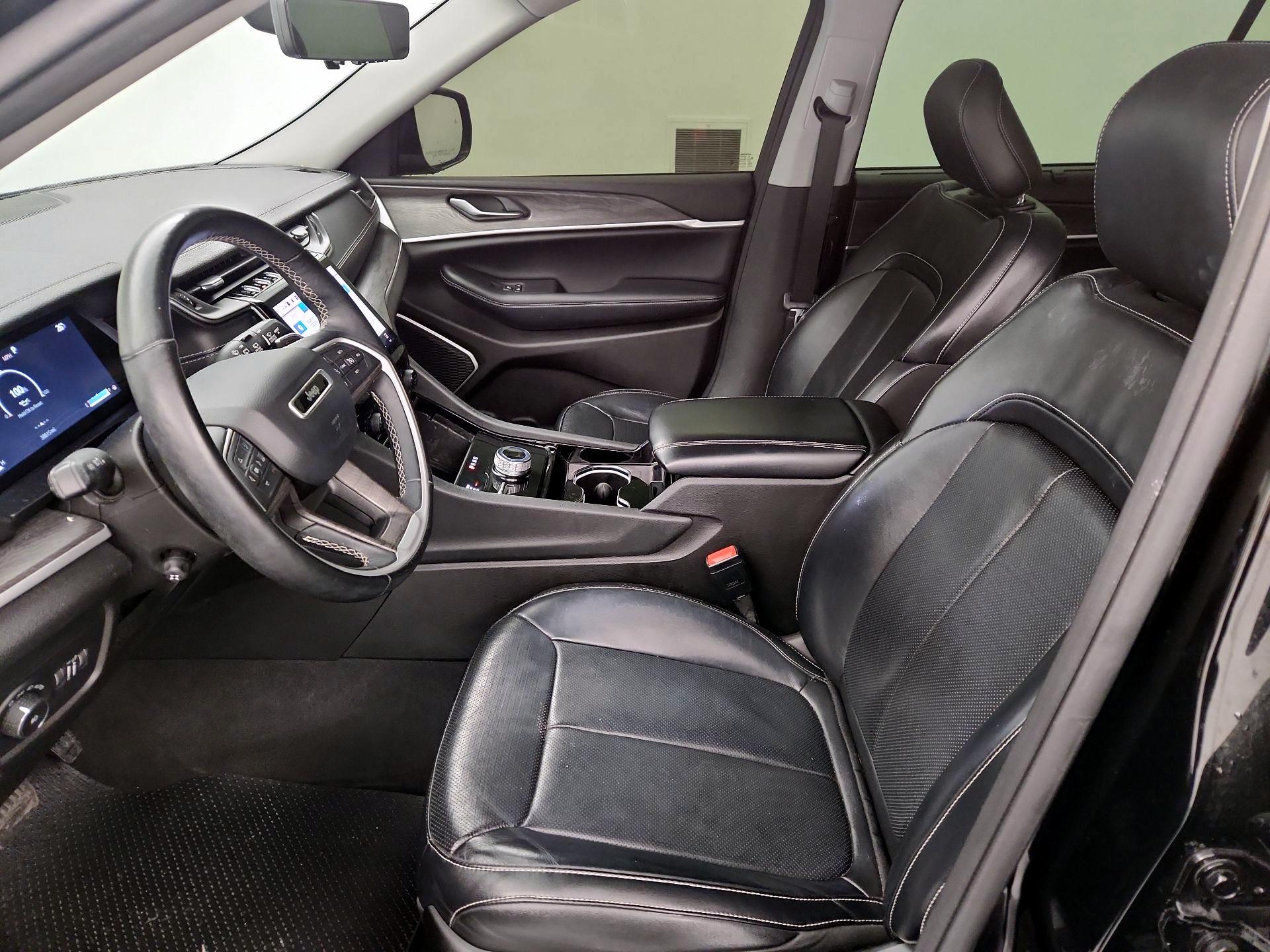 Thumbnail: 2022 Jeep Grand Cherokee L - 11