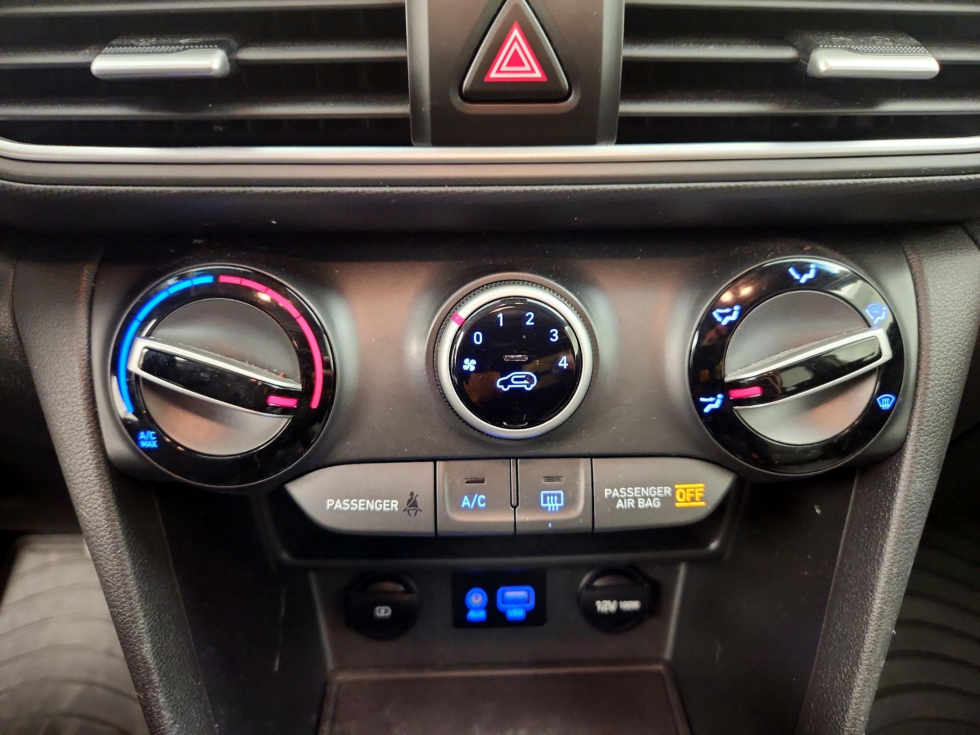 Thumbnail: 2021 Hyundai Kona - 16