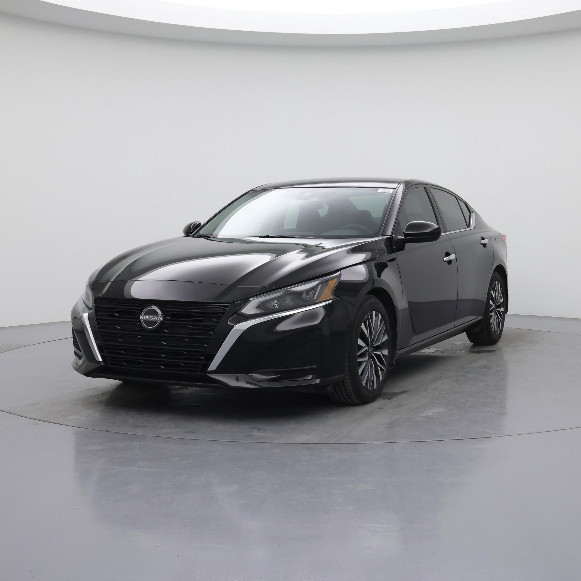 Thumbnail: 2023 Nissan Altima - 4