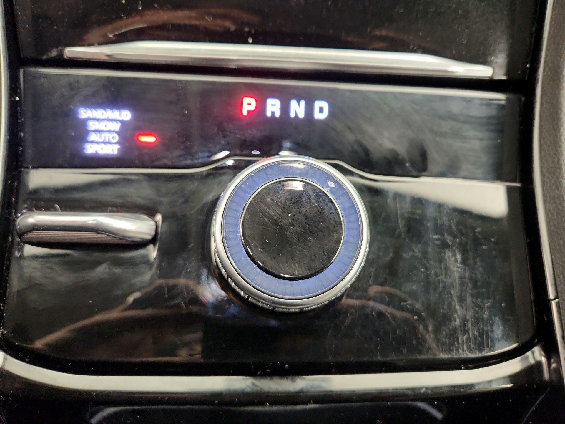 Thumbnail: 2022 Jeep Grand Cherokee L - 17