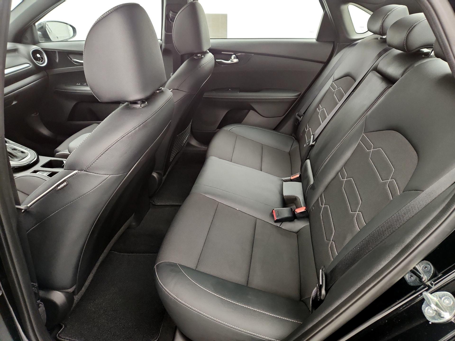 Thumbnail: 2023 Kia Forte - 19