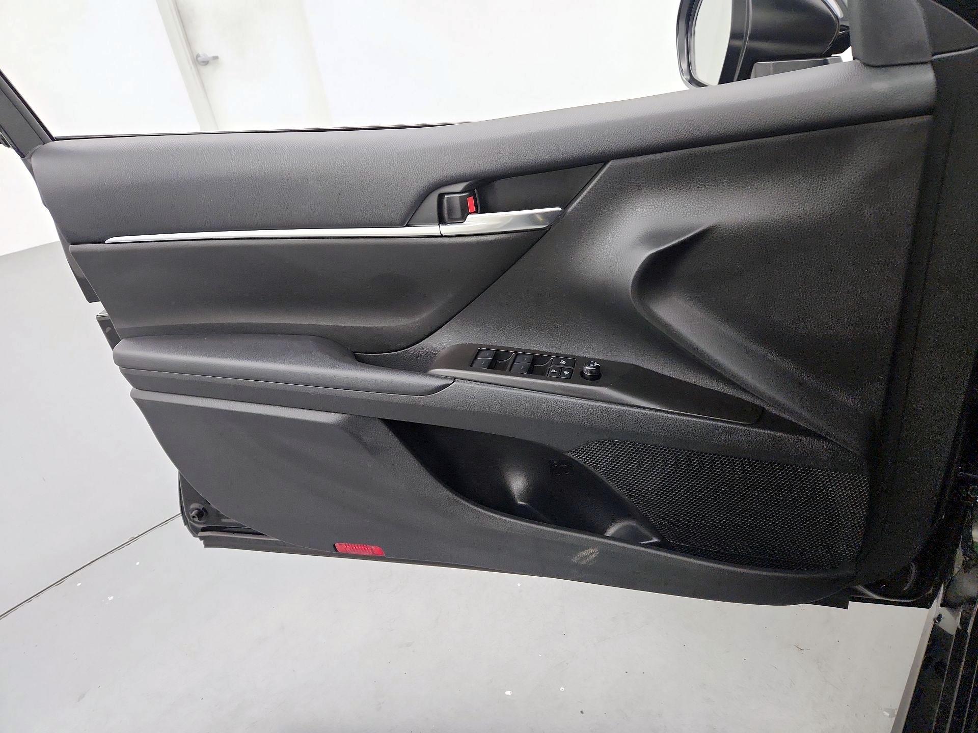 Thumbnail: 2024 Toyota Camry - 12